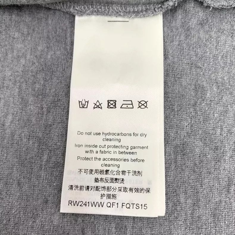 Louis Vuitton Louis Vuitton Grey logo monogrammed cotton crew neck short Size M / US 6-8 / IT 42-44 - 6 Thumbnail