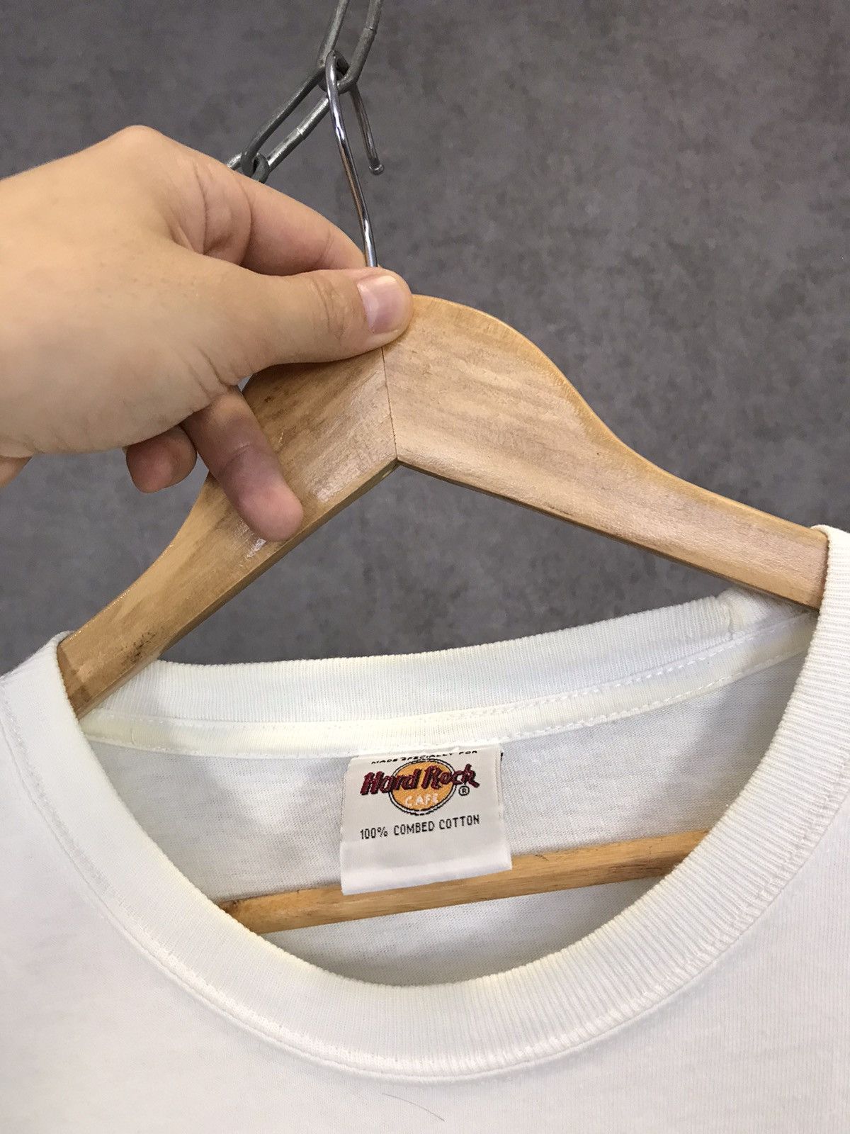 Hard Rock Cafe Hard Rock Cafe Berlin vintage big logo tee Size US XL / EU 56 / 4 - 8 Thumbnail