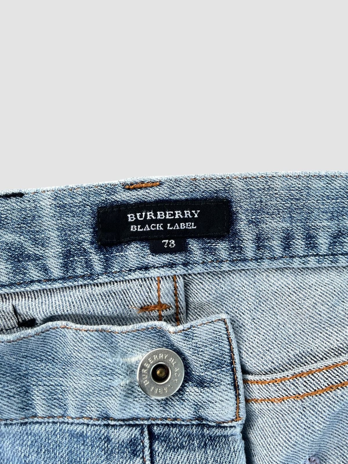 Burberry Burberry Black Label Blue Washed Jeans Size US 29 - 15 Thumbnail