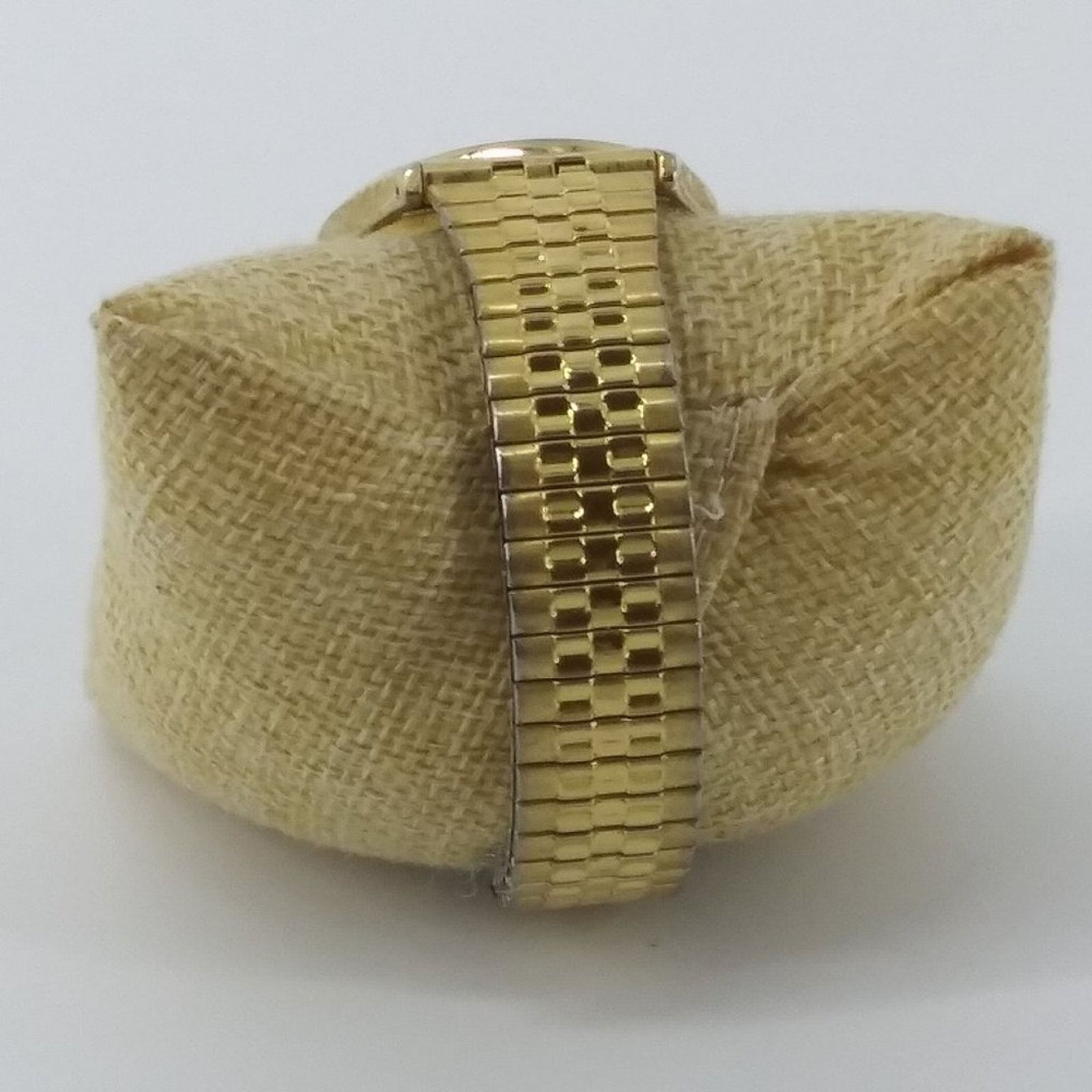 Other Vintage Men's LTD Gold Tone Bracelet Wristwatch Stainless Size ONE SIZE - 4 Thumbnail