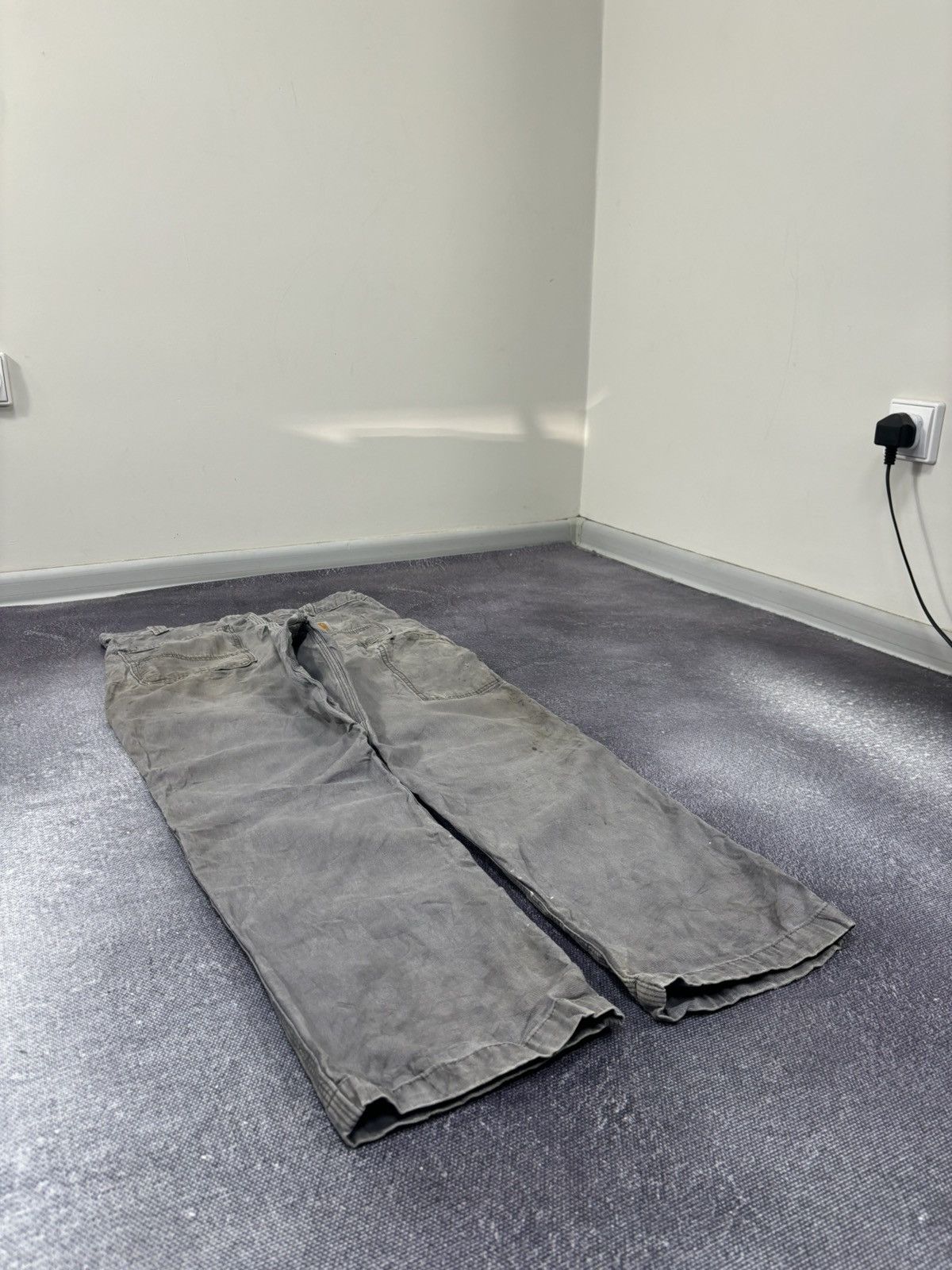 Carhartt Vintage Carhartt USA Distressed Gray Work Carpenter Pants Size US 32 / EU 48 - 4 Thumbnail