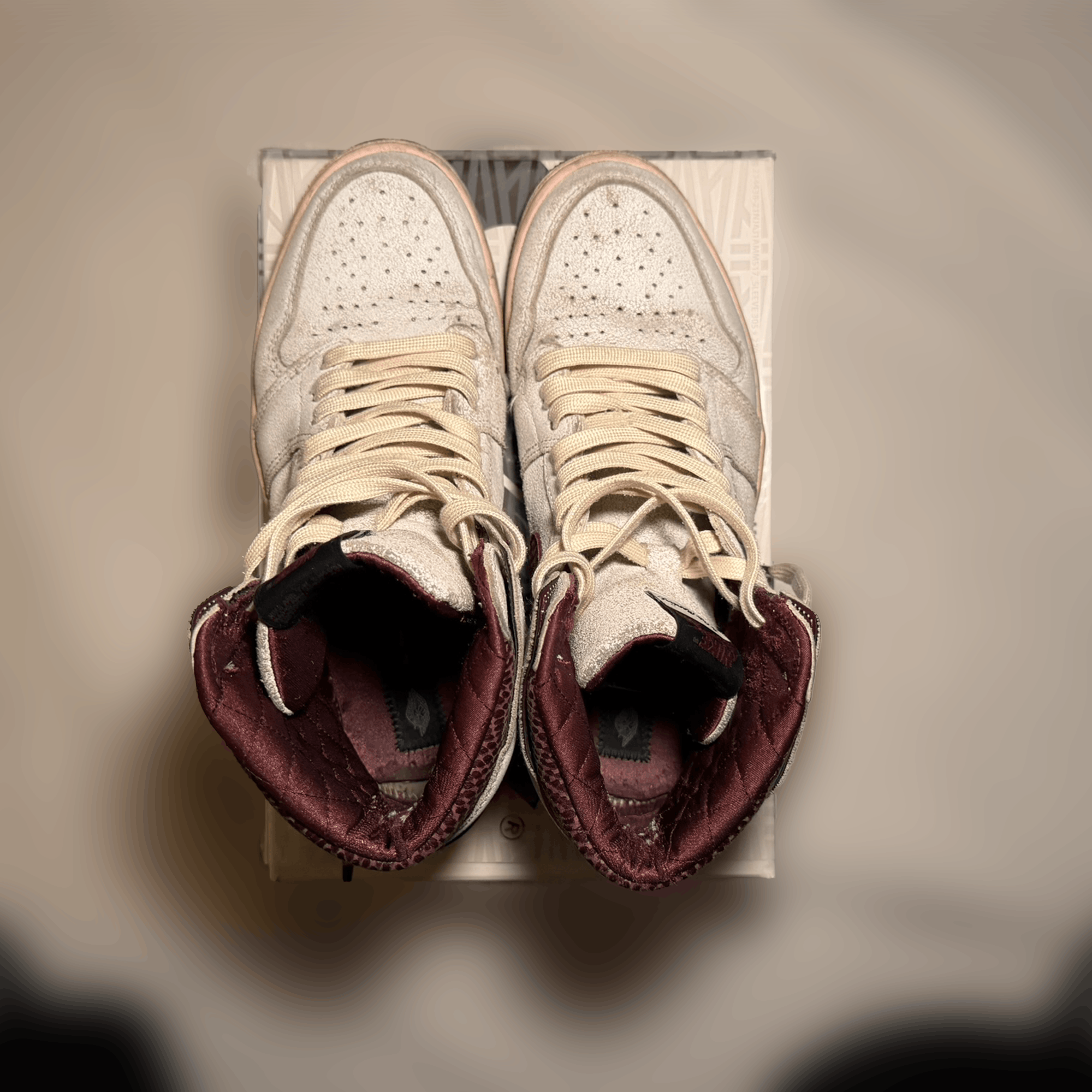 A Ma Maniere × Jordan Brand Air Jordan 1 High x A Ma Maniére Size US 9.5 / EU 42-43 - 6 Thumbnail