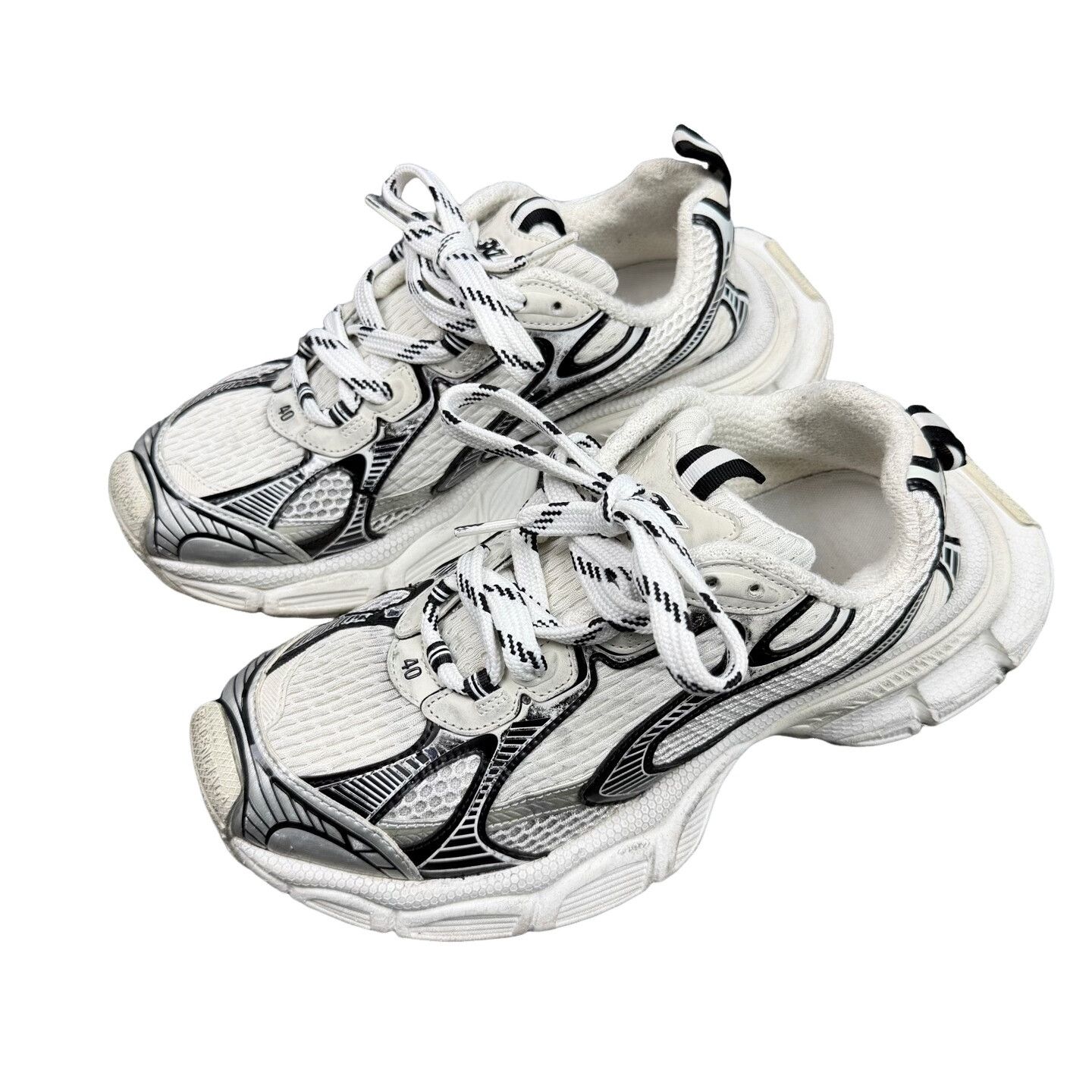 Balenciaga Balenciaga Distressed 3XL Sneakers EU 40 Size US 7 / EU 40 - 1 Thumbnail