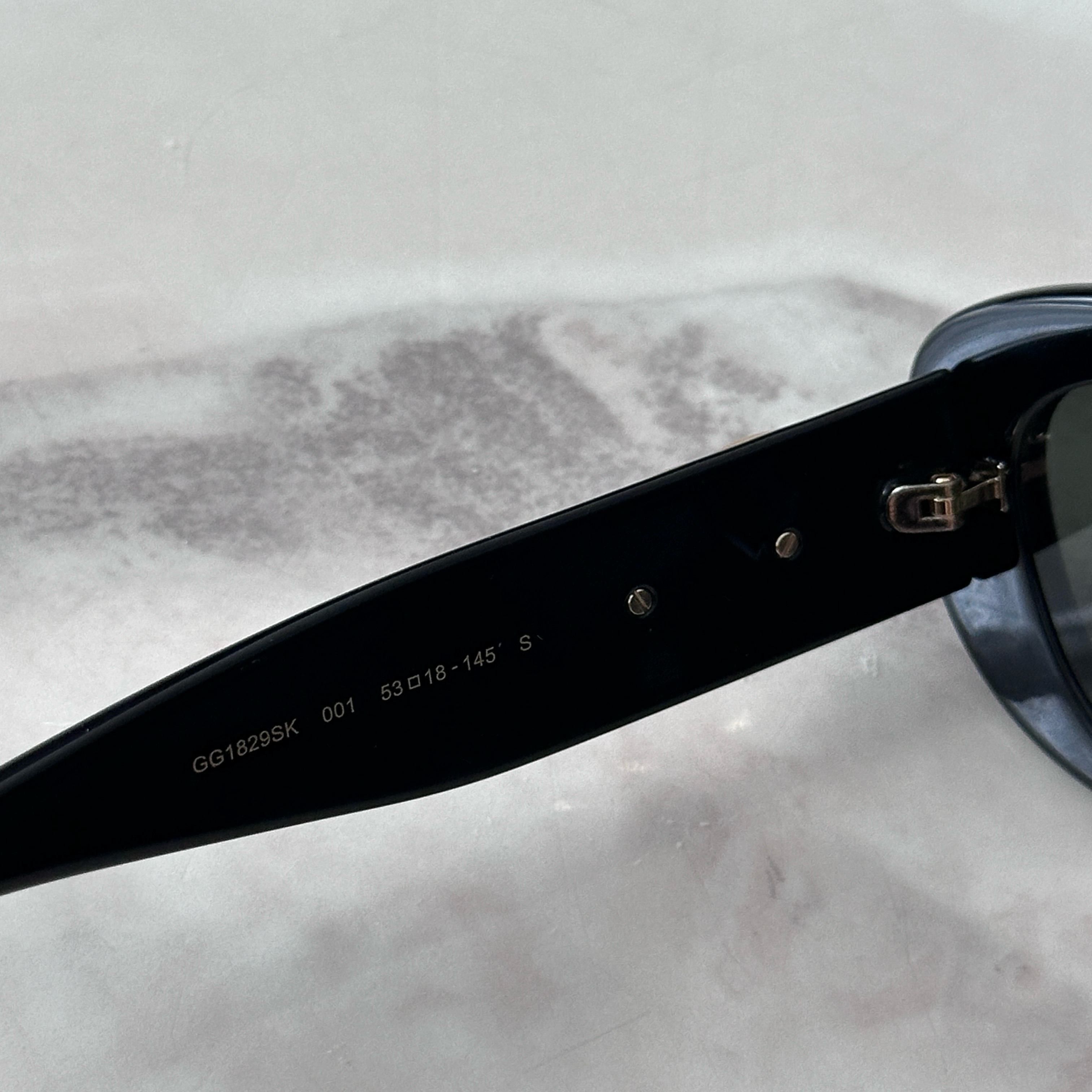 Gucci GUCCI GG1829SK 001 Size ONE SIZE - 3 Thumbnail