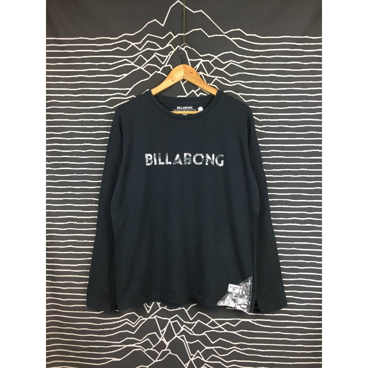Billabong Billabong Spell Out Logo Regular Fit Longsleeve Tee Size US XL / EU 56 / 4 - 2 Thumbnail