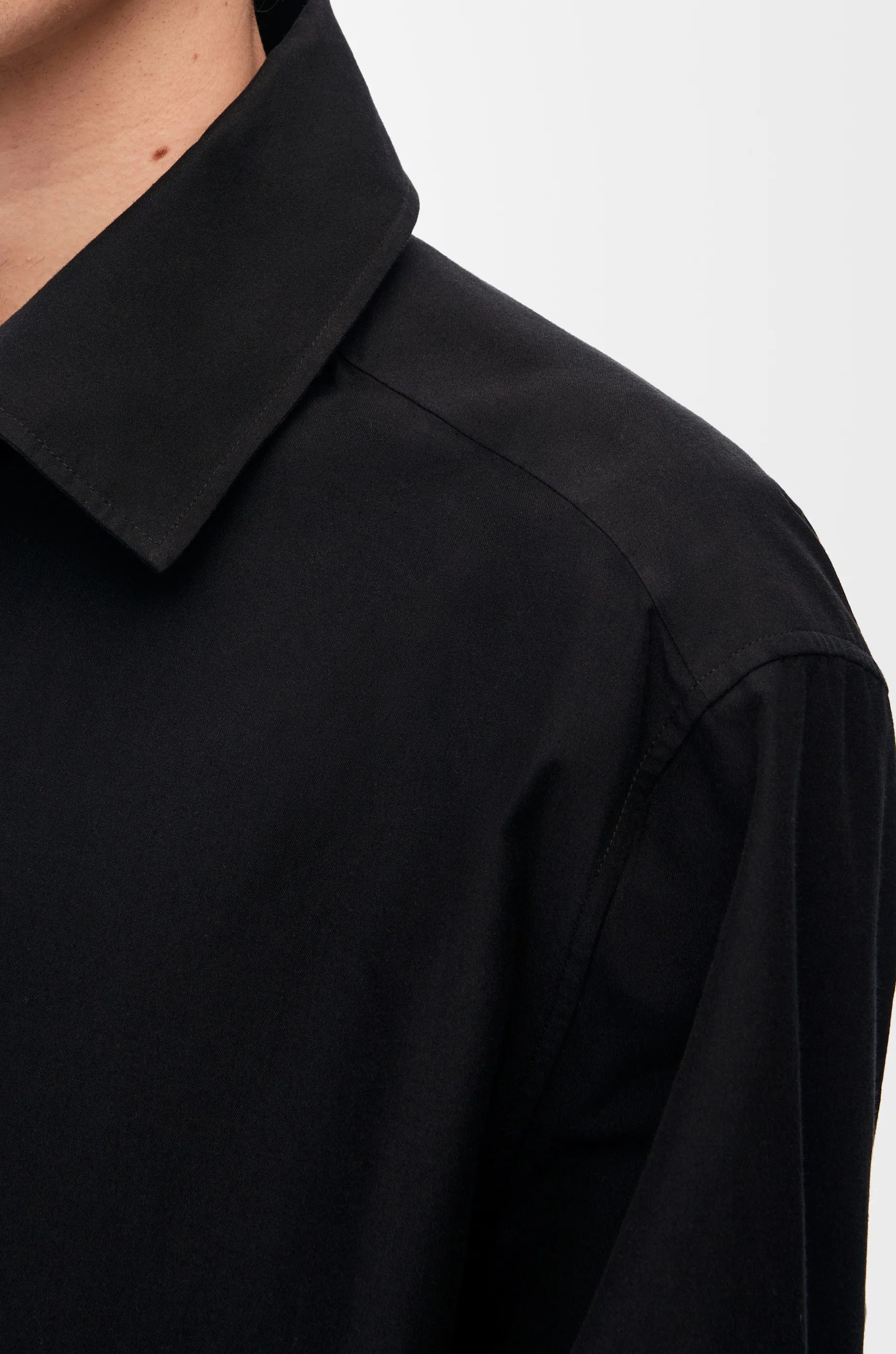 Loewe o1in1g0426 Anagram Hooded Overshirt in Black Size US S / EU 44-46 / 1 - 7 Thumbnail