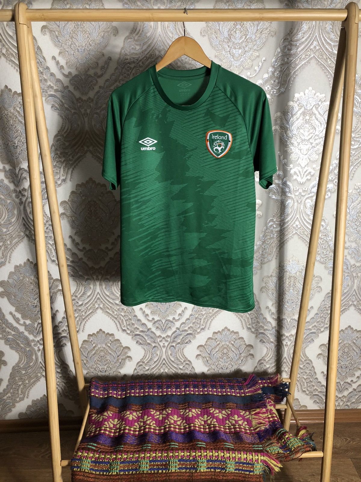Umbro VINTAGE UMBRO IRELAND RETRO SOCCER JERSEY BLOKECORE Y2K 90s Size US M / EU 48-50 / 2 - 1 Thumbnail