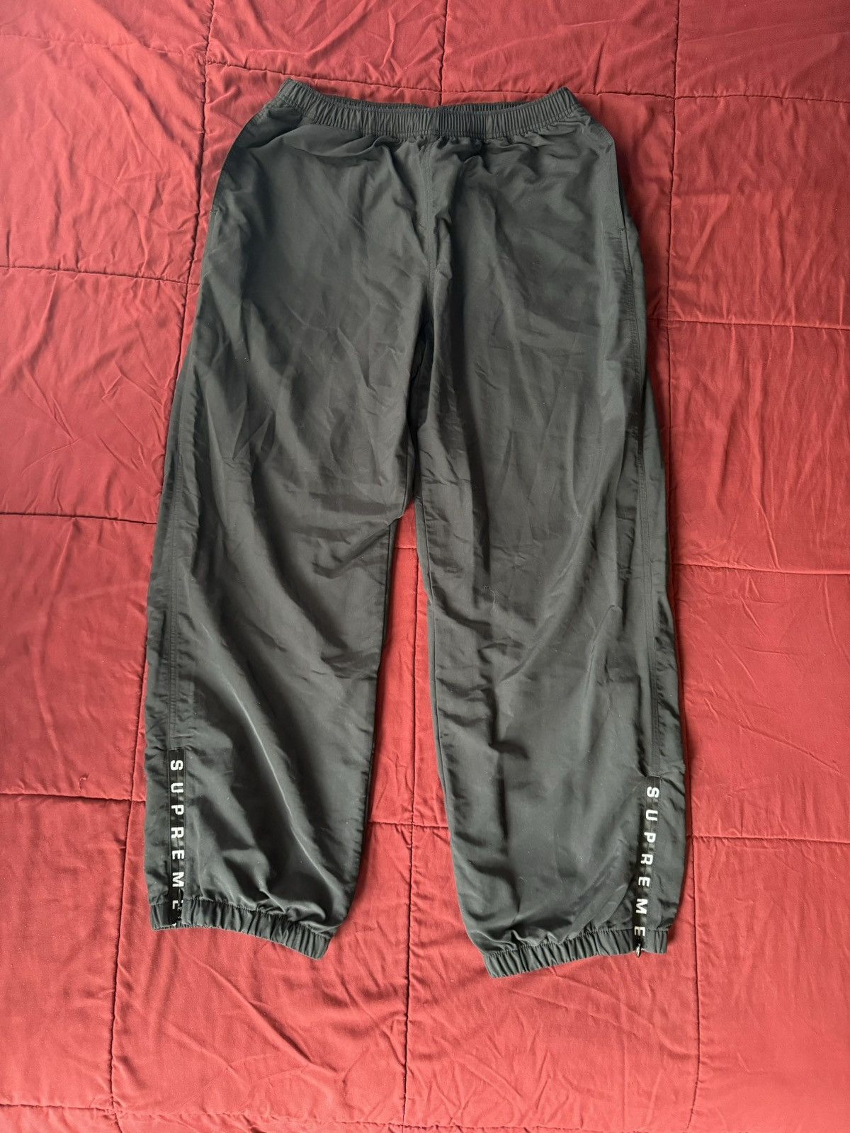 Supreme Warm Up Pants | Grailed