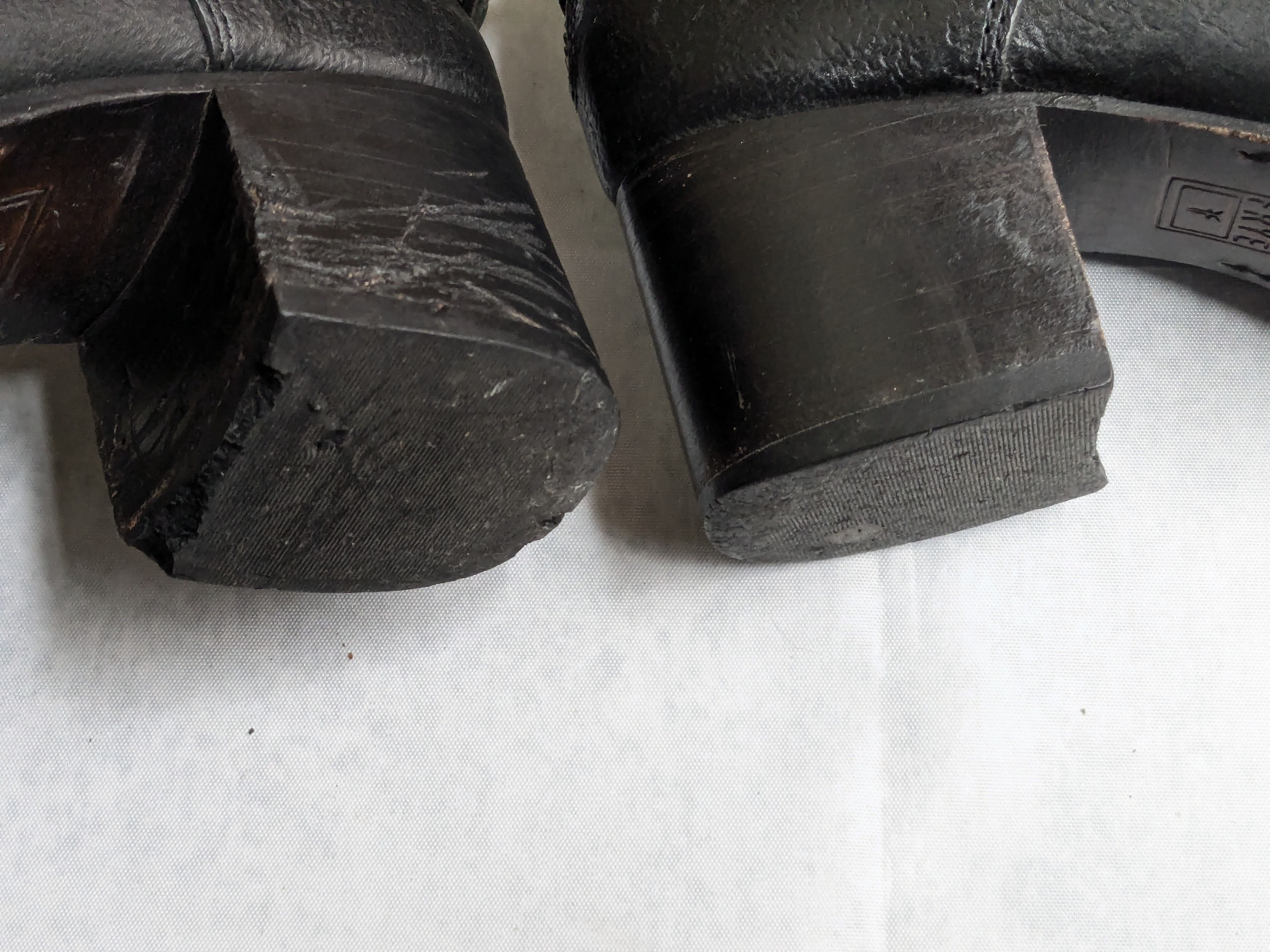 Frye Frye Engineer Boots Black Leather 7 Leather Buckle Size US 7 / EU 40 - 20 Thumbnail