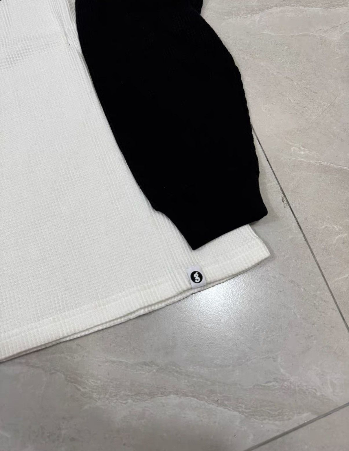 Supreme Supreme®/GOODENOUGH SS25 Paneled Long Sleeve T-Shirt J34 Size US L / EU 52-54 / 3 - 2 Thumbnail