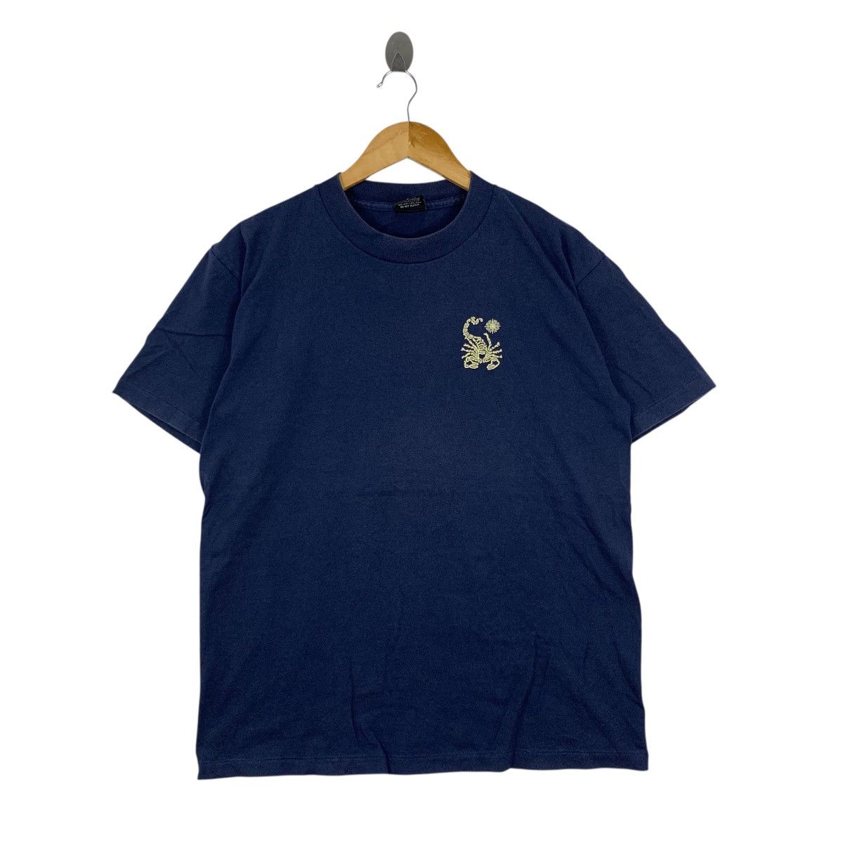 Vintage Vintage 90s SCORPION BAY SURF Usa Back Hit Tshirt Size US L / EU 52-54 / 3 - 2 Thumbnail