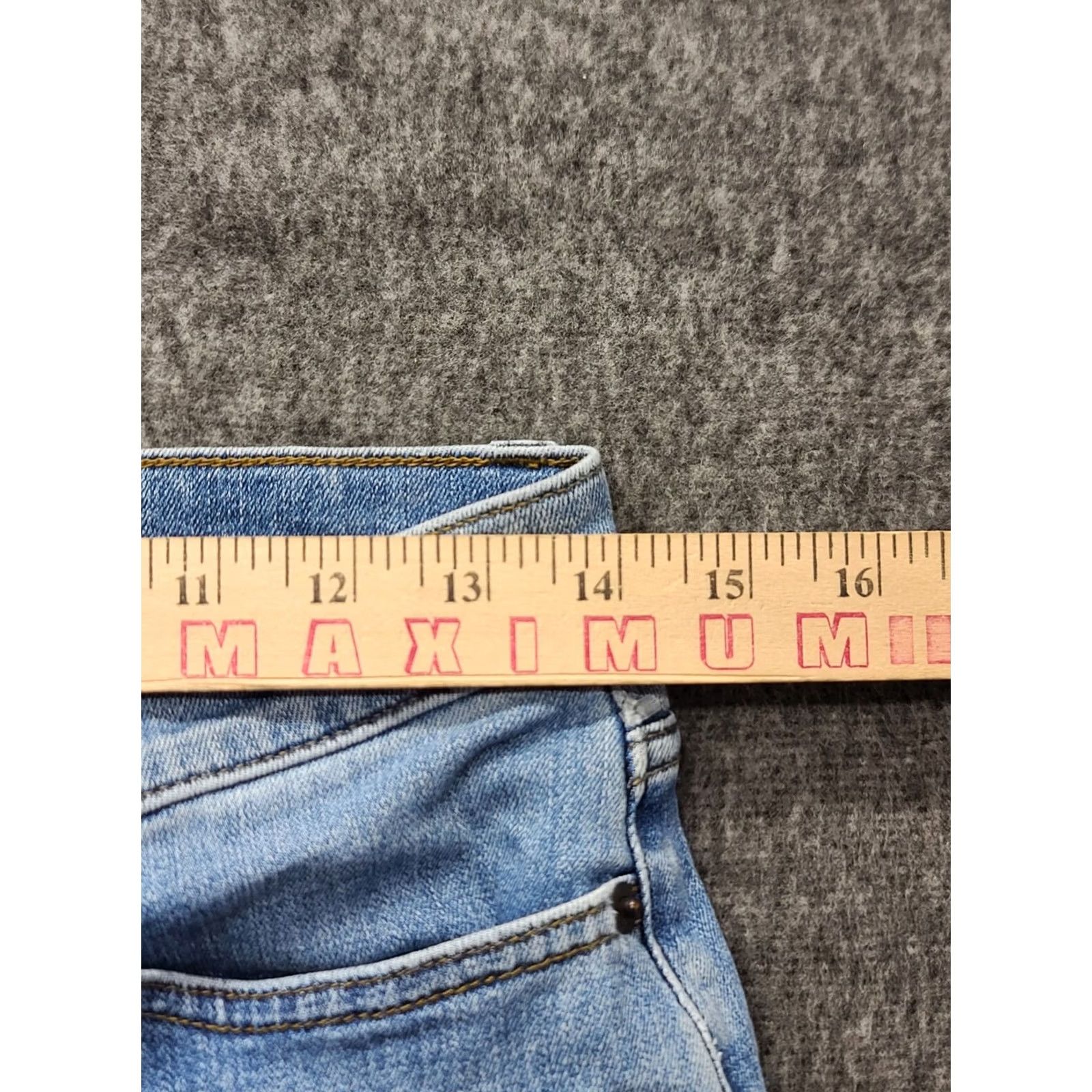 Denime Duluth Womens Jeans Slim Fit Mid Rise 6x31 DuluthFlex Daily Denim Blue Cotton Polyester Spandex Jeans Pants Manuf USA 31 Inseam Slimming Size 28" / US 6 / IT 42 - 4 Thumbnail