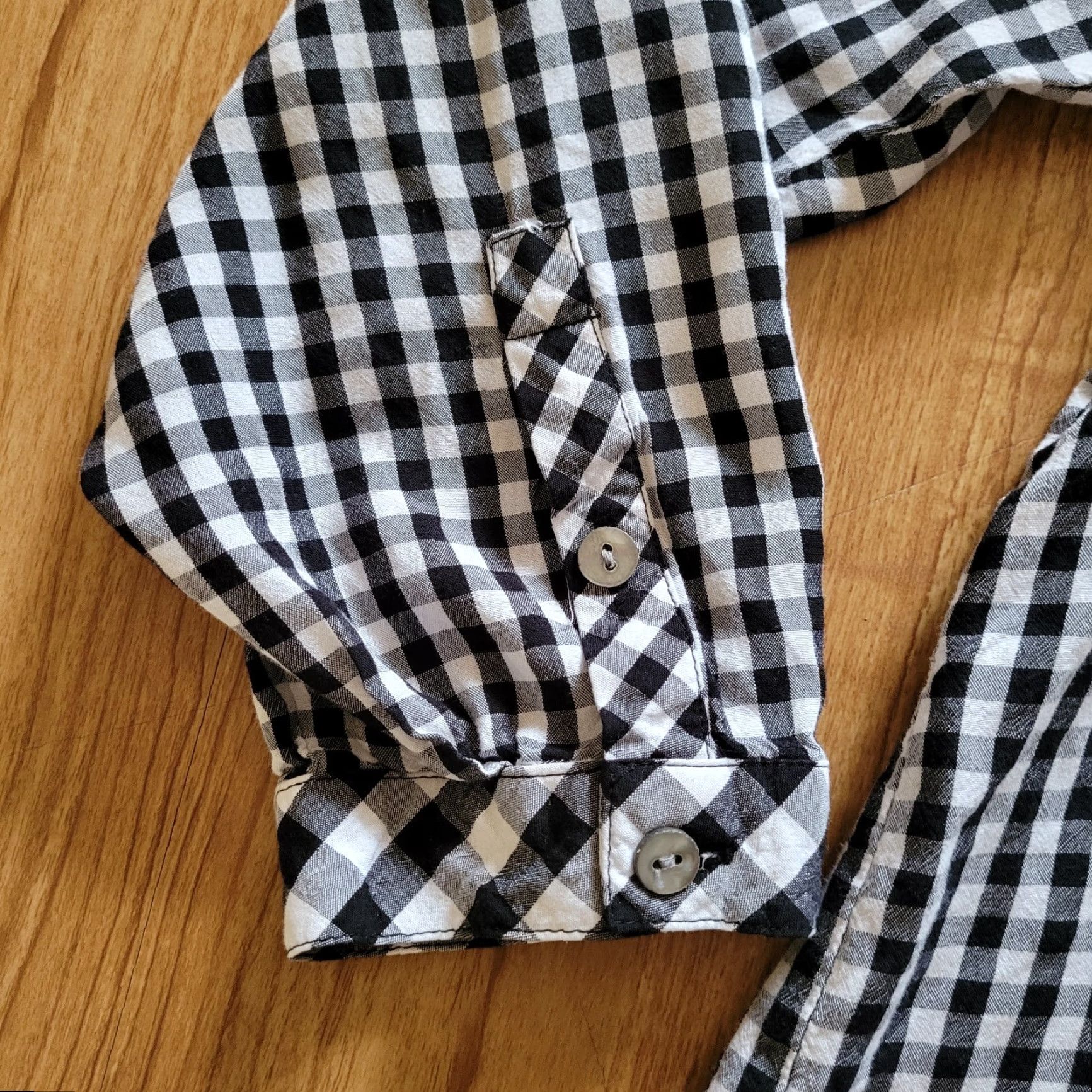 Talbots J Jill Blouse Shirt Womens Large Black White Gingham Plaid 3/4 Sleeve V-Neck Pullover Button Cuff Casual Everyday Vintage No Size L / US 10 / IT 46 - 7 Thumbnail