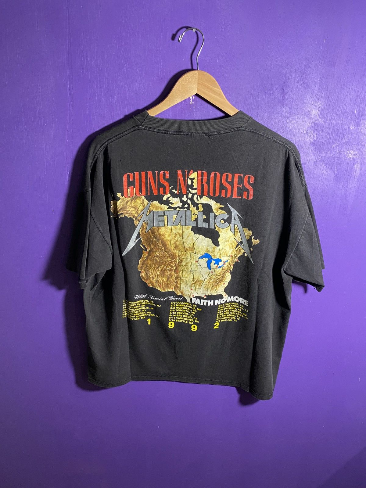 Band Tees Vintage 1992 Metallica/Guns N Roses tour tee Size US XL / EU 56 / 4 - 2 Thumbnail