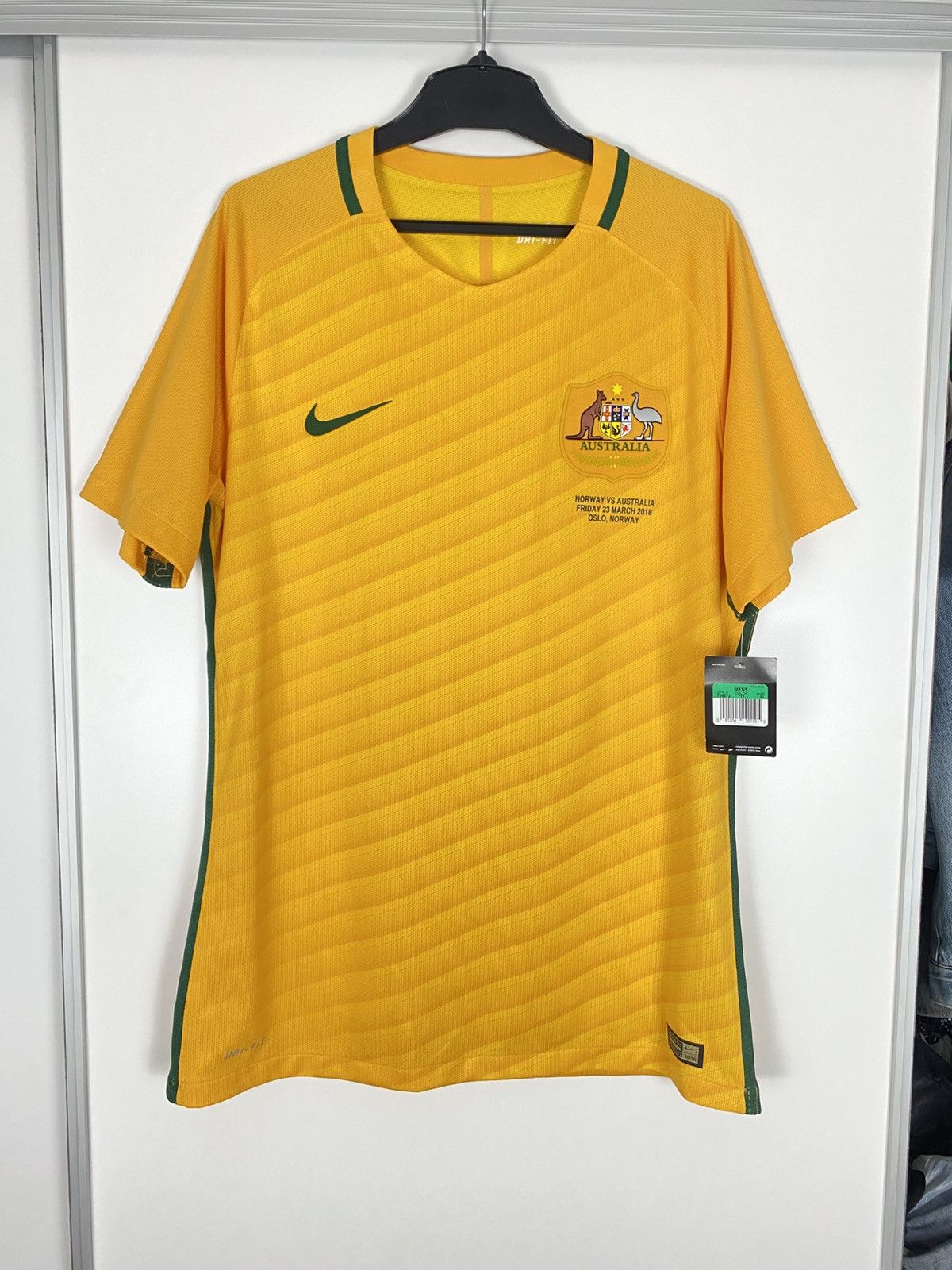 Nike Nike x Australia XL 2018 dswt nowa Home kit player issue Size US XL / EU 56 / 4 - 1 Thumbnail