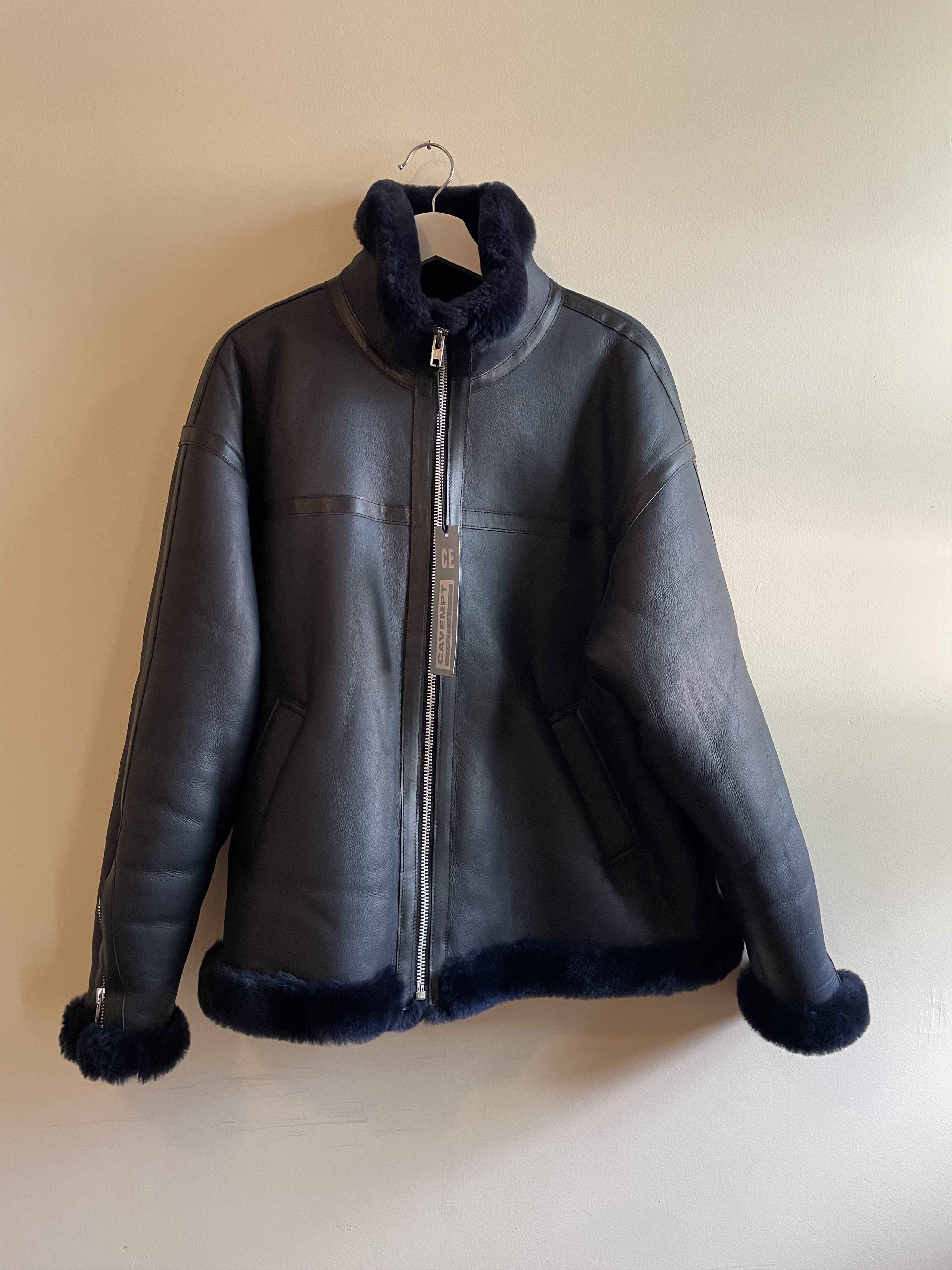 Cav Empt Cav Empt Sheepskin Bomber Size US XL / EU 56 / 4 - 1 Thumbnail