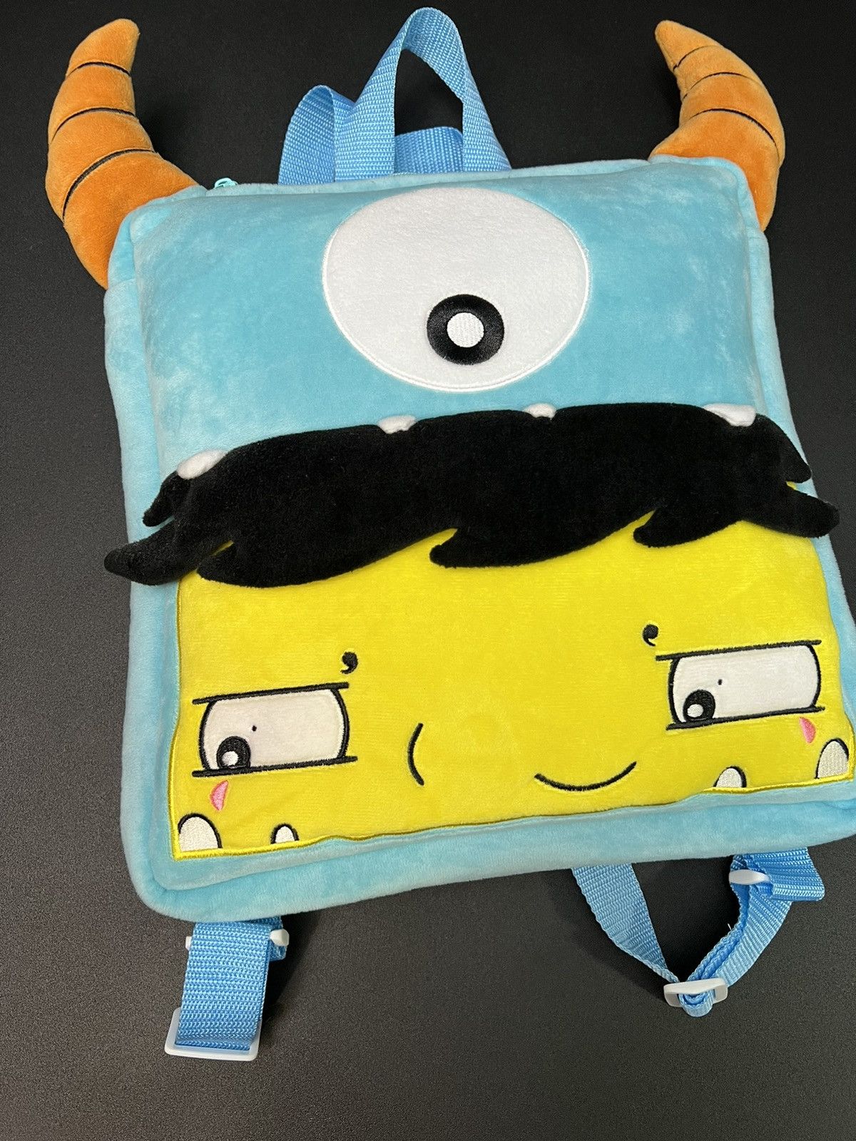 Art Comes First Lunch box plushie backpack baby blue Size ONE SIZE - 2 Thumbnail