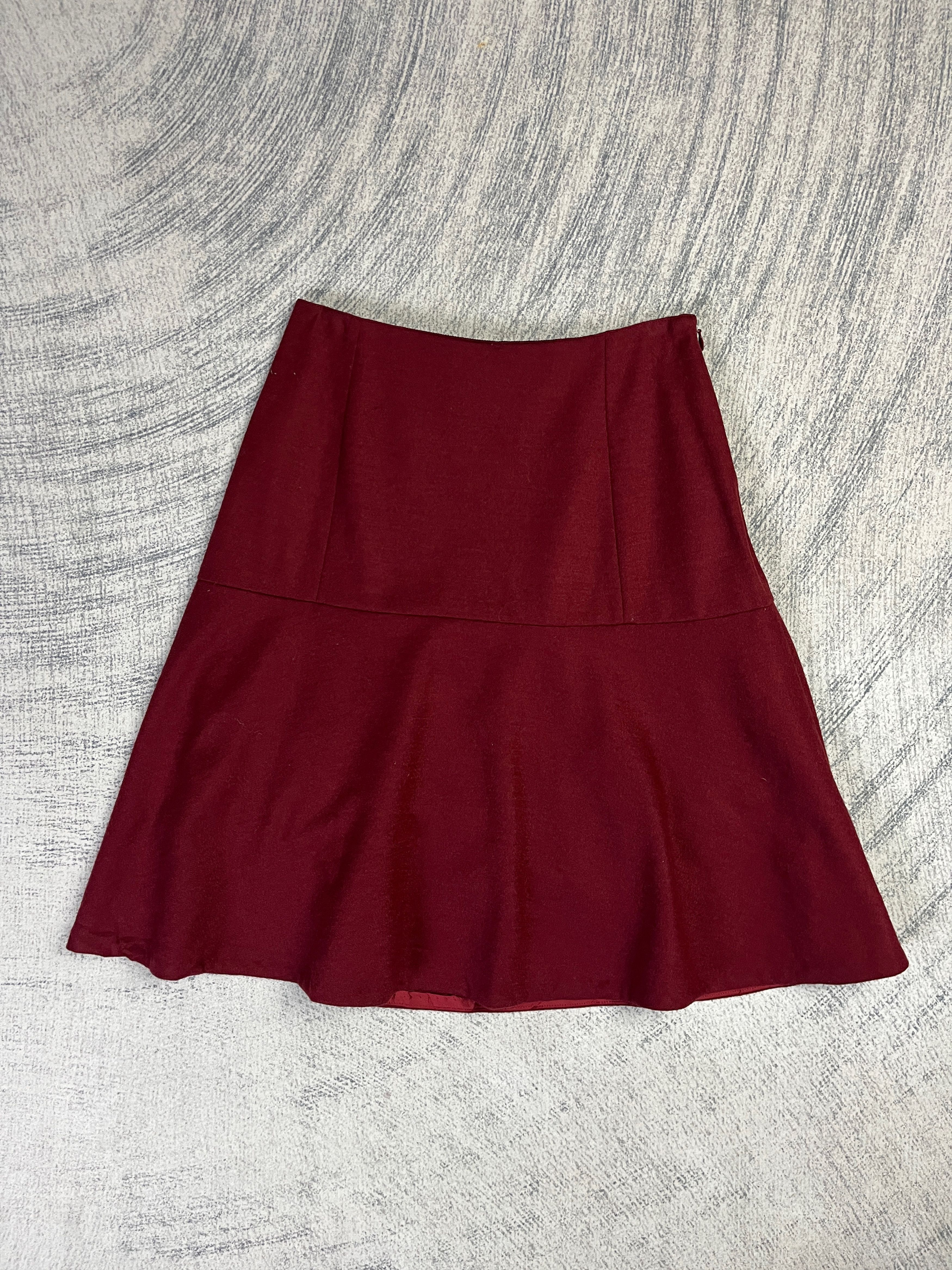Yohji Yamamoto Ined Red Wool Skirt Size 26" / US 2 / IT 38 - 1 Thumbnail
