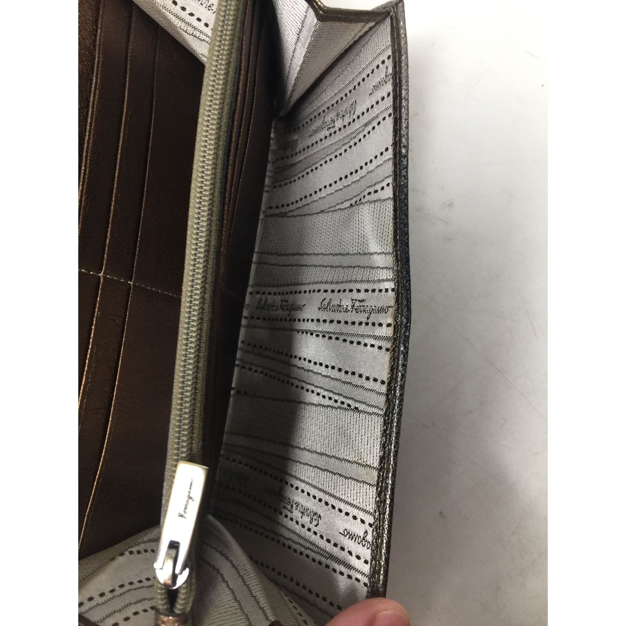 Salvatore Ferragamo Salvatore Ferragamo Metallic Tricolor Long Wallet with Dust Size ONE SIZE - 18 Thumbnail