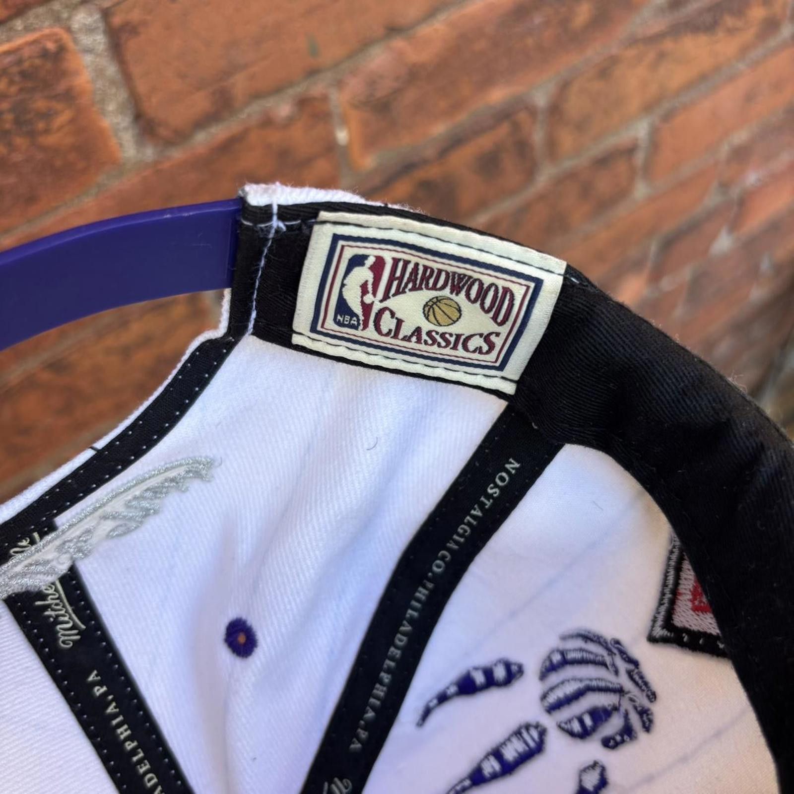 Mitchell & Ness Toronto raptors Mitchell and ness SnapBack hat OS Size ONE SIZE - 8 Thumbnail