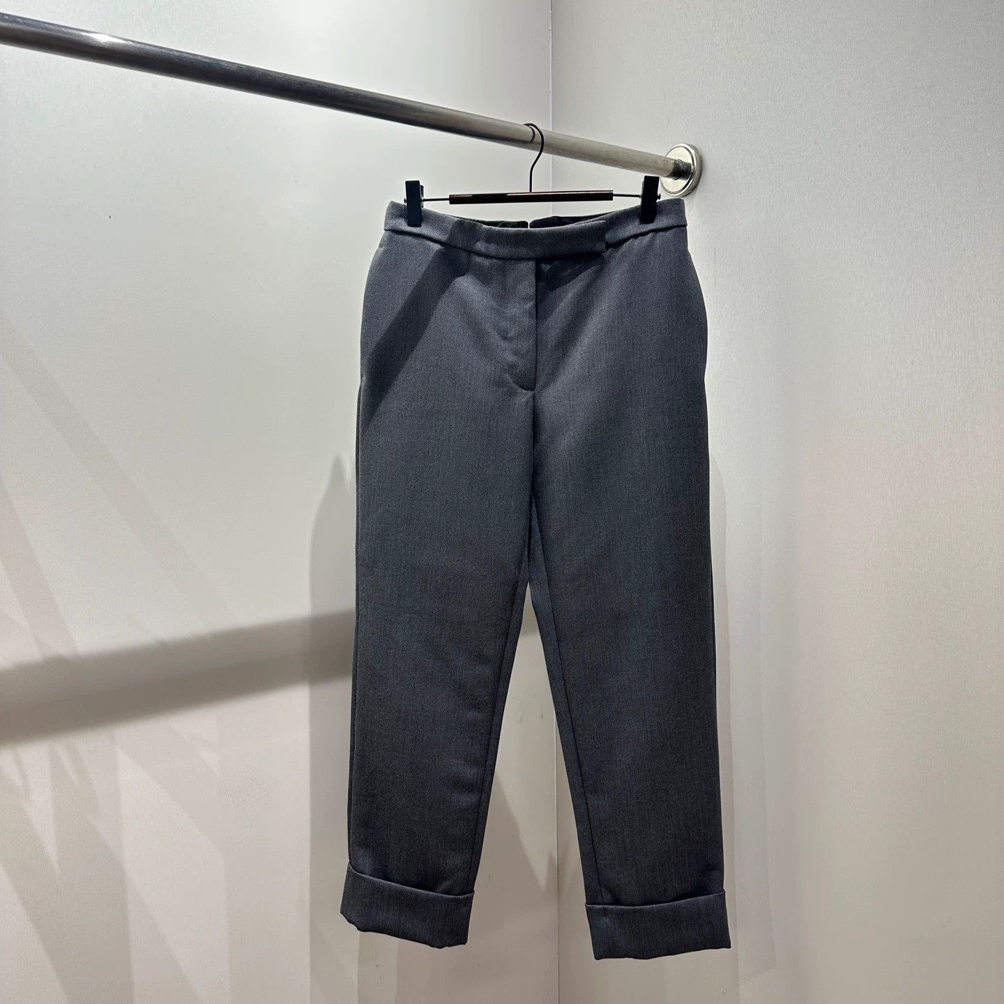 Thom Browne Thom Browne apr150 Solid Wool Dress Trousers 38 Size 26" / US 2 / IT 38 - 1 Thumbnail