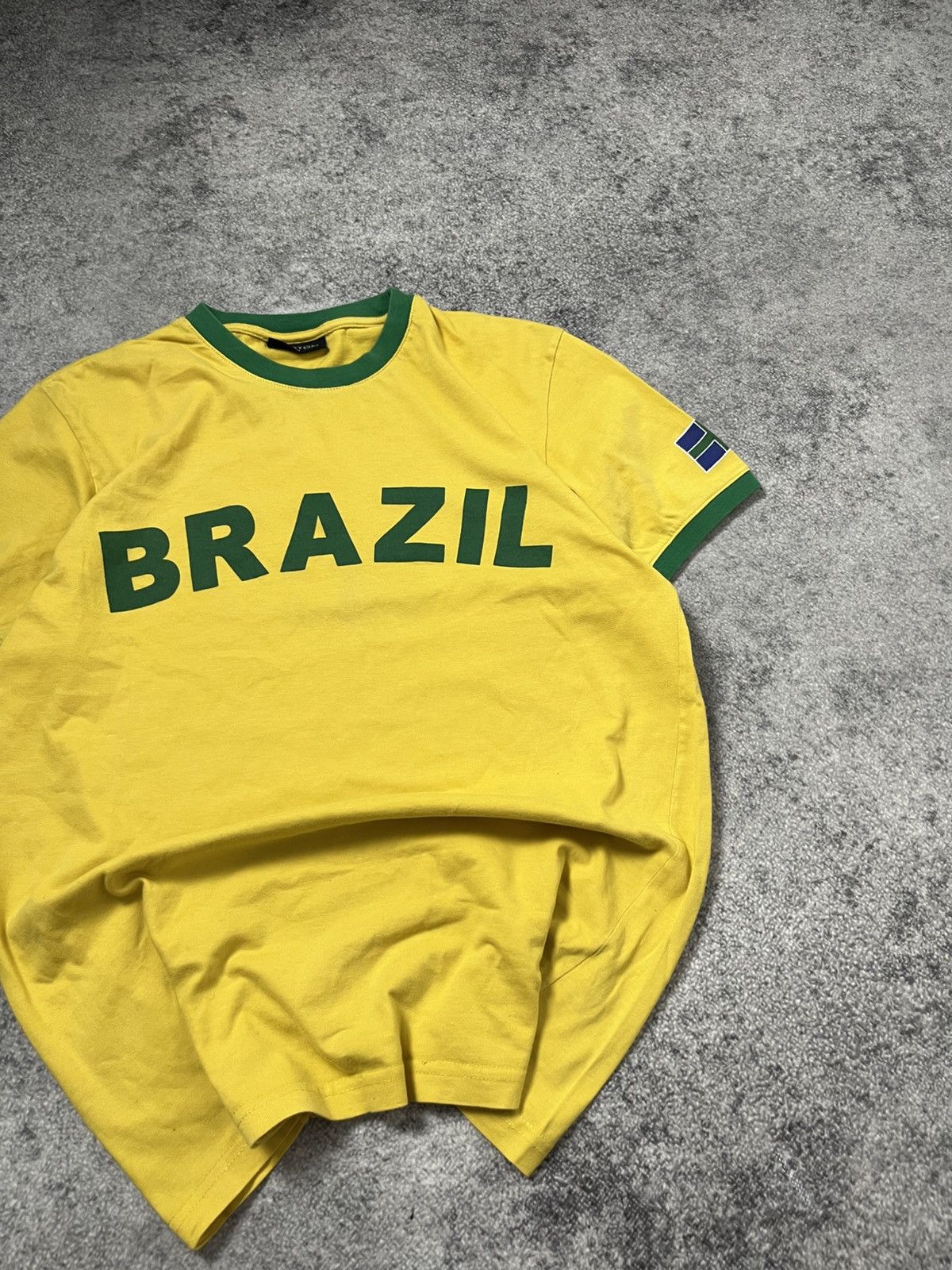 Hysteric Glamour 🔥00’S HYSTERIC GLAMOUR VIBE BRAZIL T SHIRT TEE NIKE TYPE Size US M / EU 48-50 / 2 - 8 Thumbnail