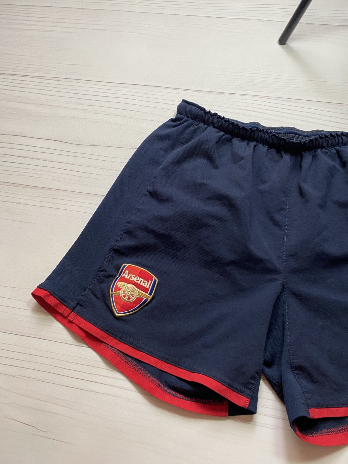 Nike × Vintage Vintage Nike Arsenal 2007/08 away football y2k shorts Size US 34 / EU 50 - 7 Thumbnail