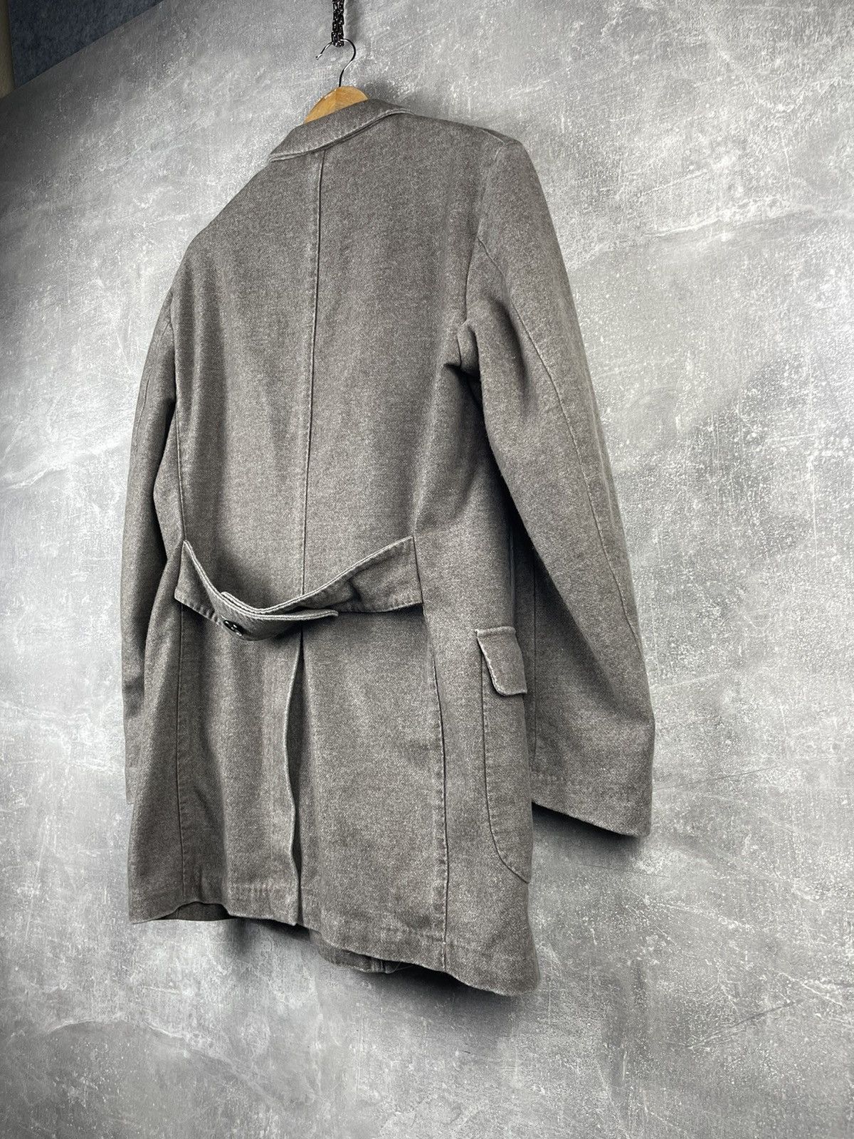 L.B.M. 1911 L.B.M. 1911 Wool Classic Double Breasted Italian Belted Coat Size US L / EU 52-54 / 3 - 10 Thumbnail