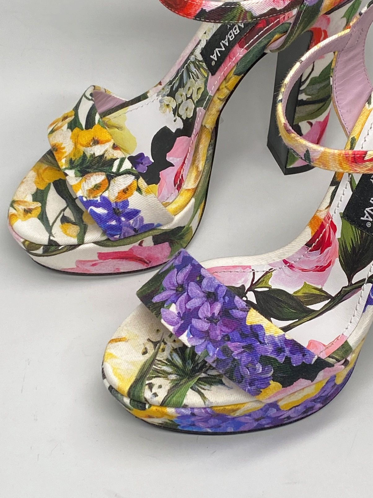 Dolce & Gabbana Dolce & Gabbana floral gabardine platform sandals size 38 Size US 8 / IT 38 - 6 Thumbnail