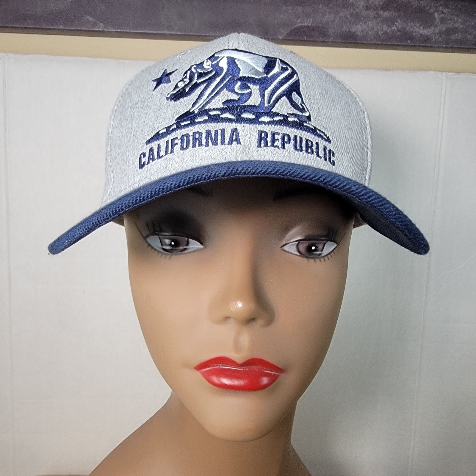 Other Adjustable Ballcap Embroidered "California Republic" NWT Size ONE SIZE - 2 Thumbnail