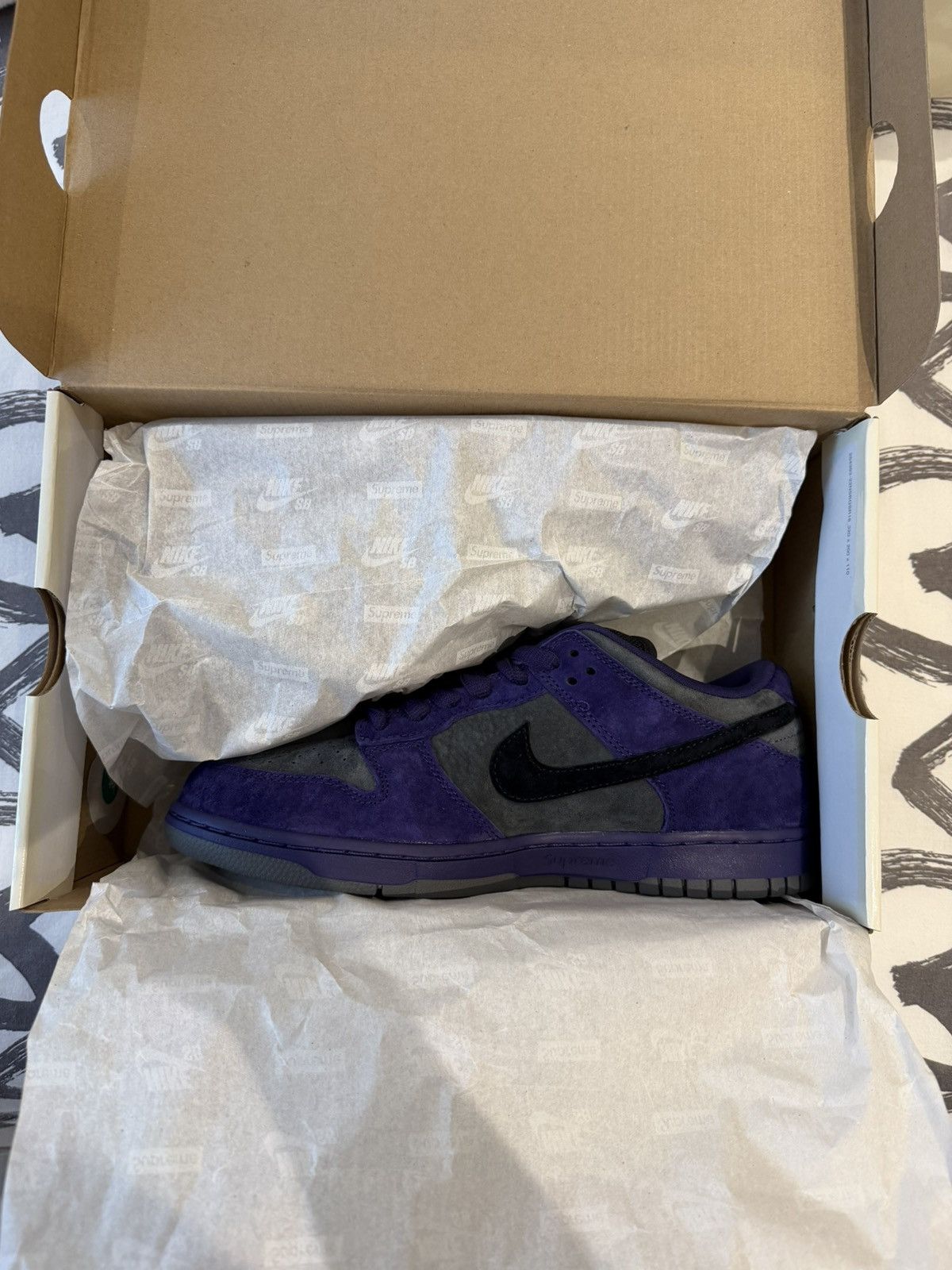 Nike × Supreme SUPREME NIKE LIMITED EU! Size US 8 / EU 41 - 1 Thumbnail