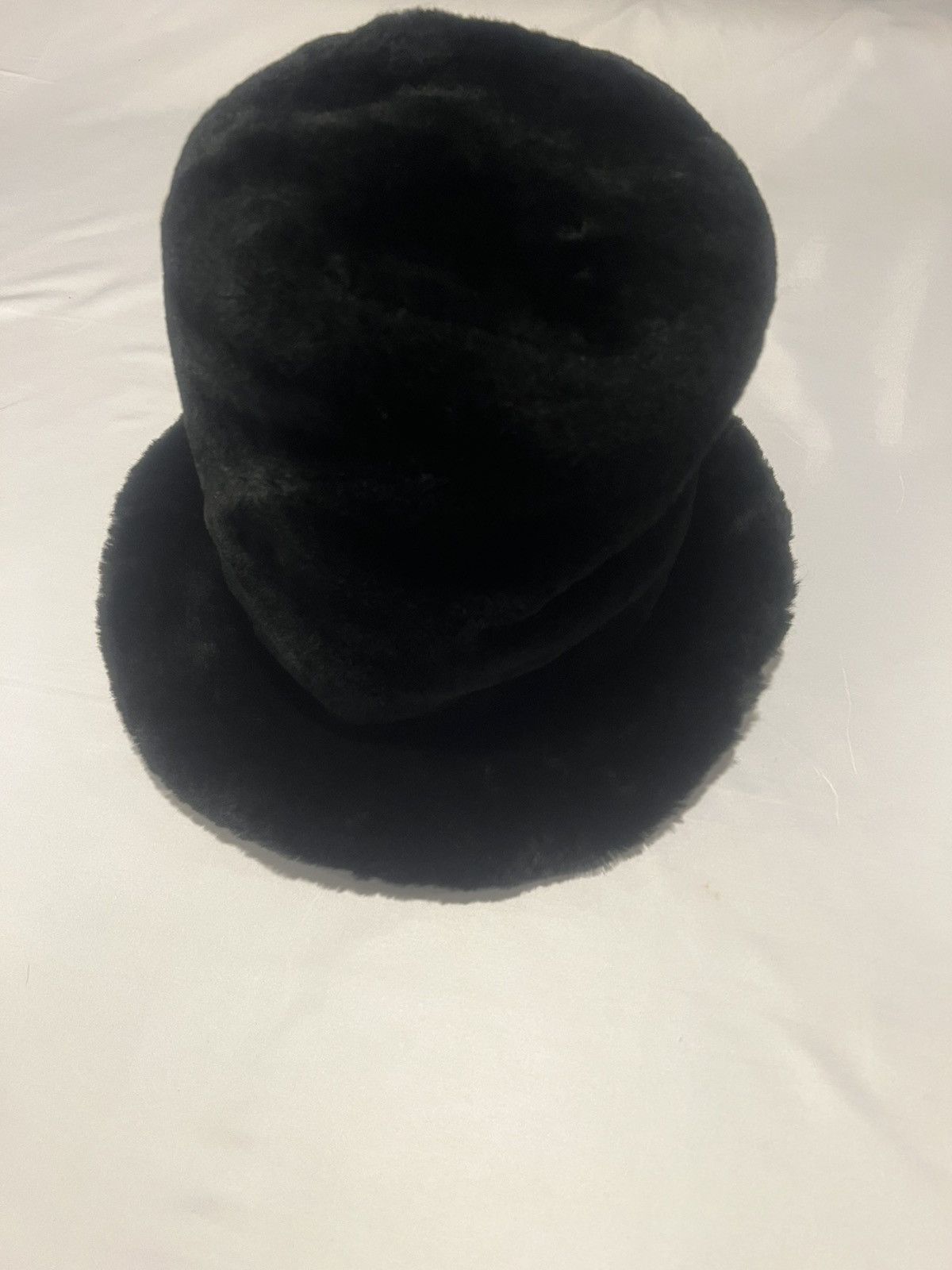 Louis Vuitton Louis Vuitton Virgil Abloh shearing hat Size ONE SIZE - 9 Thumbnail