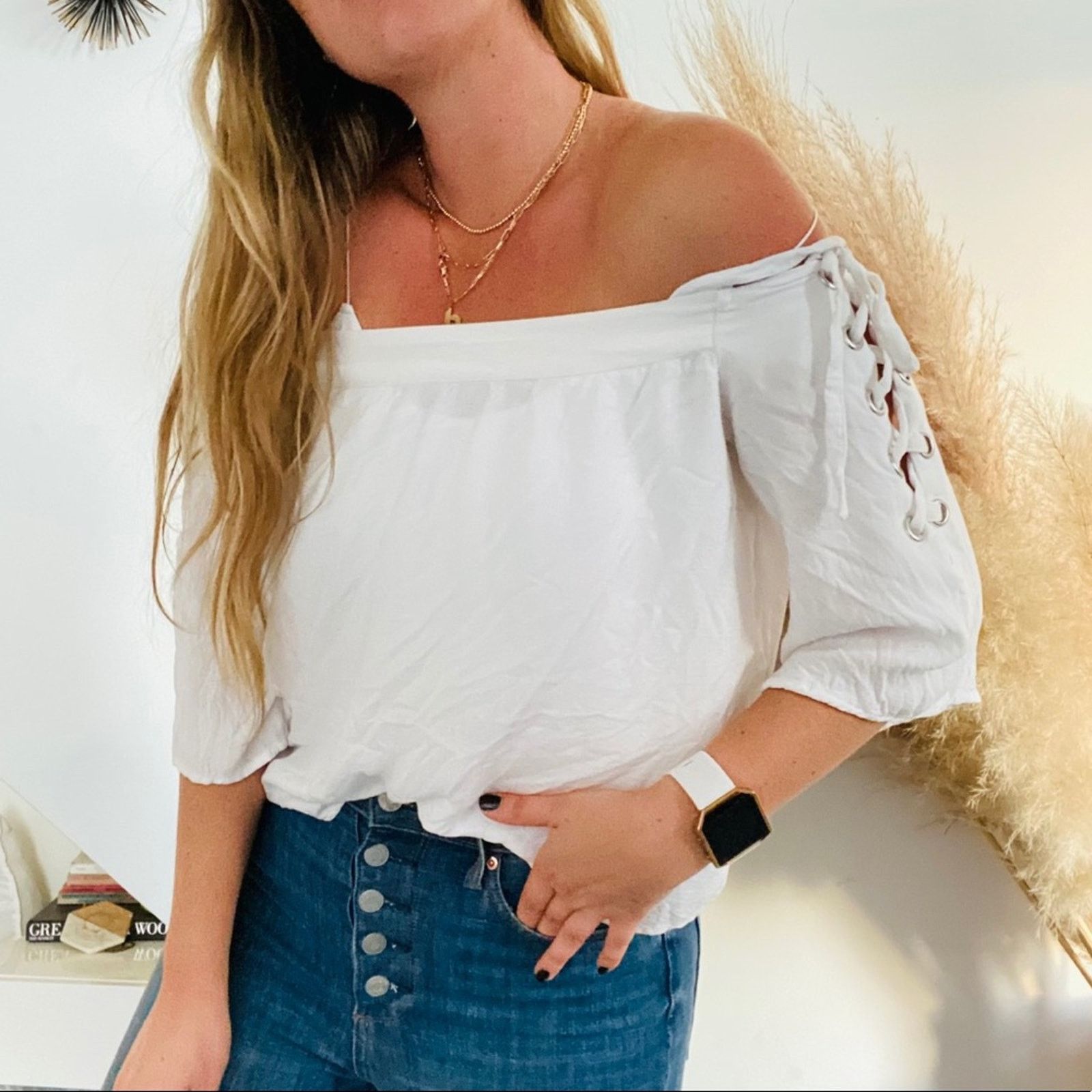 Forever 21 Forever 21 White Black Lace Back Short Sleeve Top Medium |  Grailed, image size:1600x1600