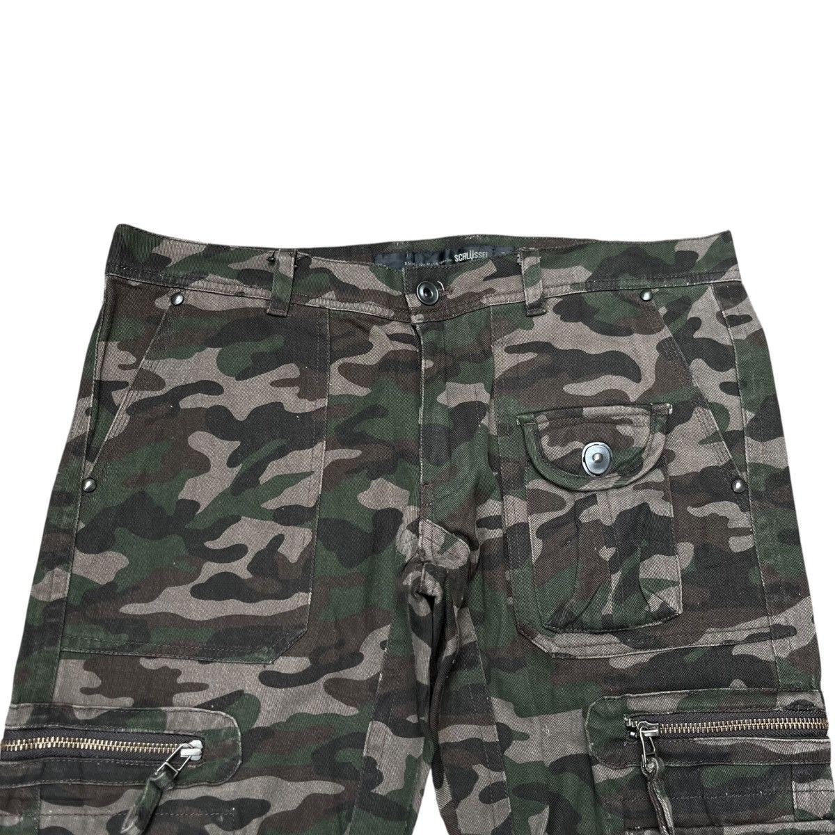 Schlussel Schlusse Cammo Multi Pocket Size US 31 - 2 Thumbnail