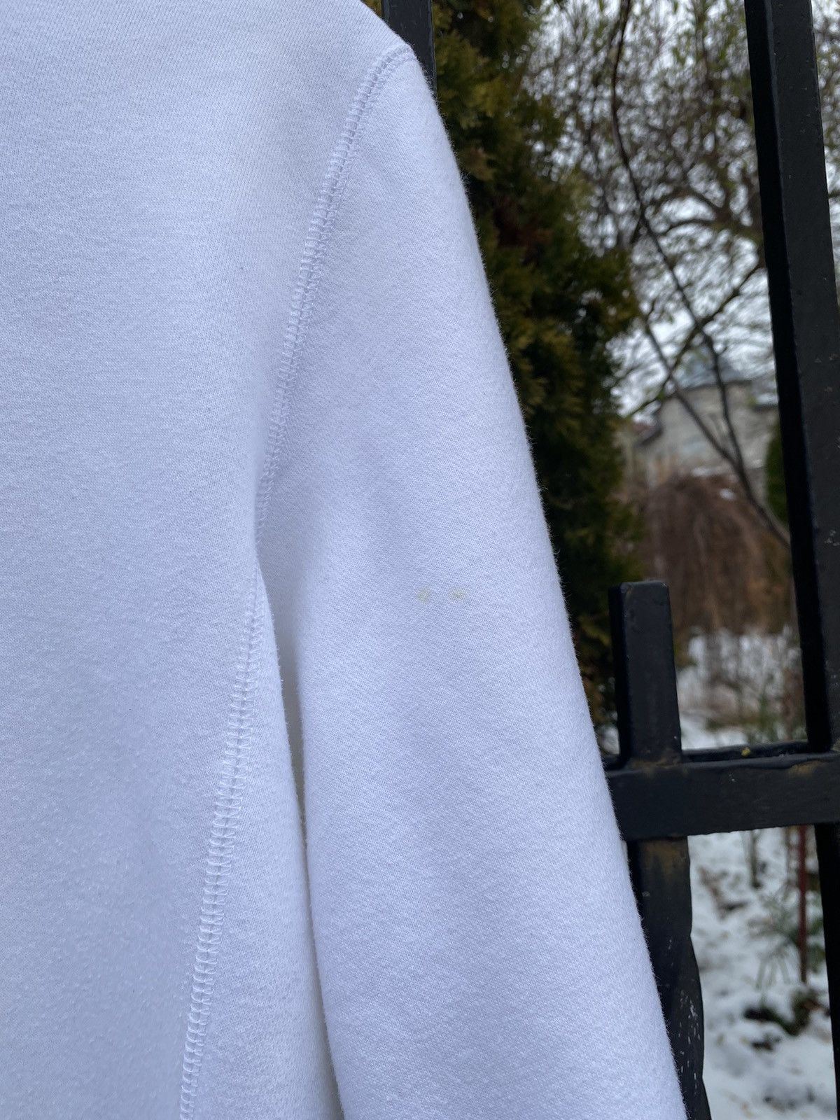 Nike × Vintage Vintage Nike Center Logo Swoosh Hoodie ATHDPT White M Y2K Size US M / EU 48-50 / 2 - 7 Thumbnail