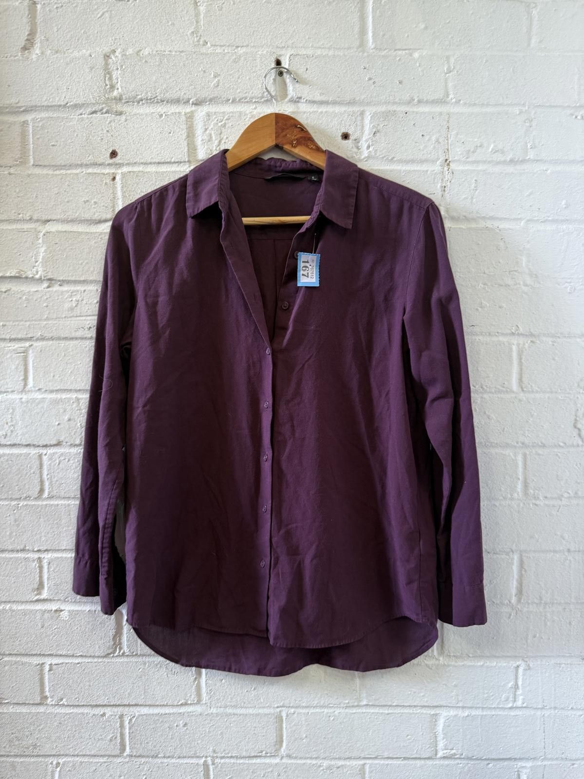 Designer Women's Purple Long Sleeve Button-Up Blouse Shirt Size Small Size US S / EU 44-46 / 1 - 1 Thumbnail
