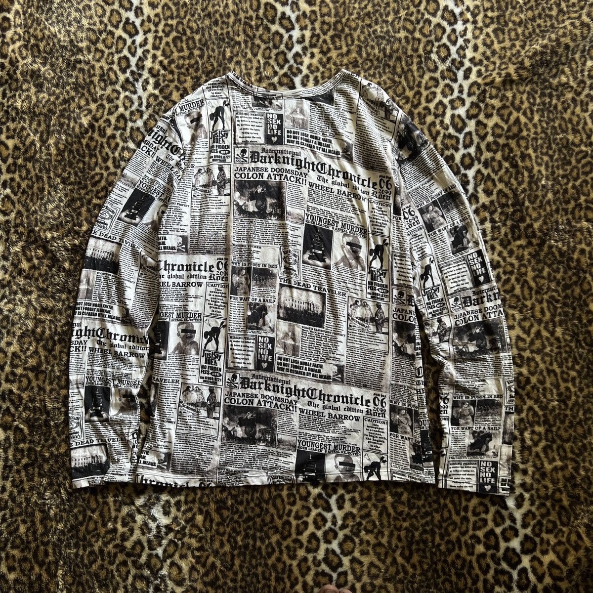 Japanese Brand Roen Newspaper Long Sleeve Size US M / EU 48-50 / 2 - 9 Thumbnail