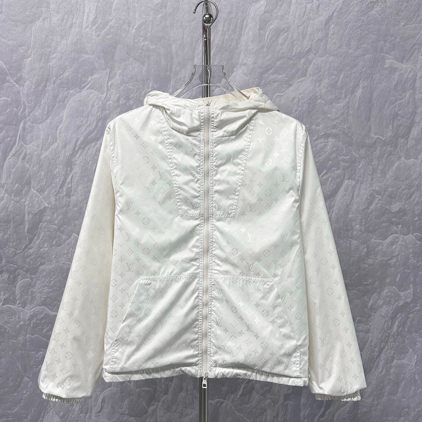 Louis Vuitton Louis Vuitton FW24 Reversible Hooded Jacket Size US S / EU 44-46 / 1 - 1 Thumbnail