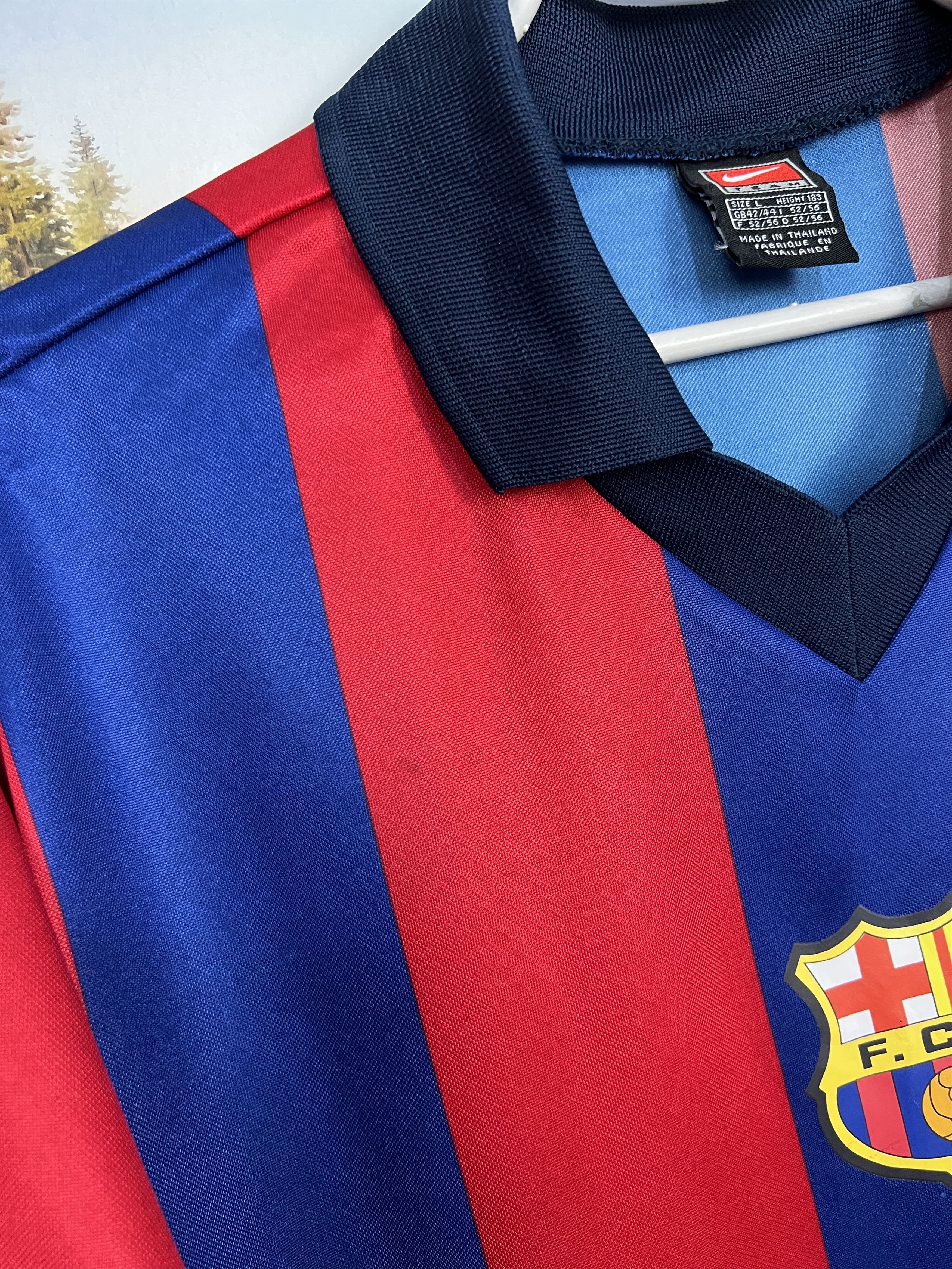 Nike Barcelona Home football shirt 2000 Soccer Nike Jersey Size US L / EU 52-54 / 3 - 4 Thumbnail