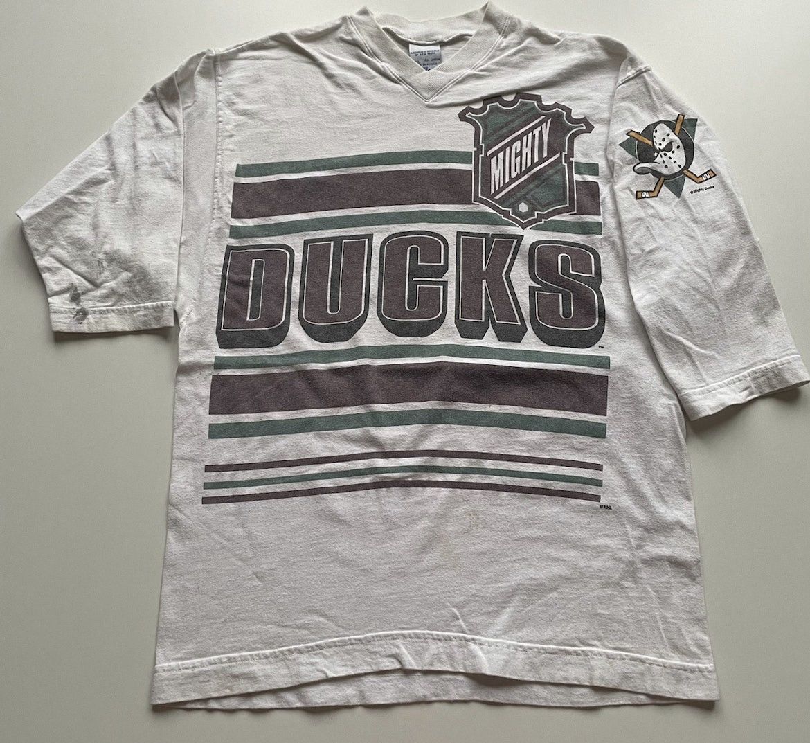 NHL Vintage 1990s Anaheim Mighty Ducks NHL Graphic T Shirt Rare Size US M / EU 48-50 / 2 - 1 Thumbnail