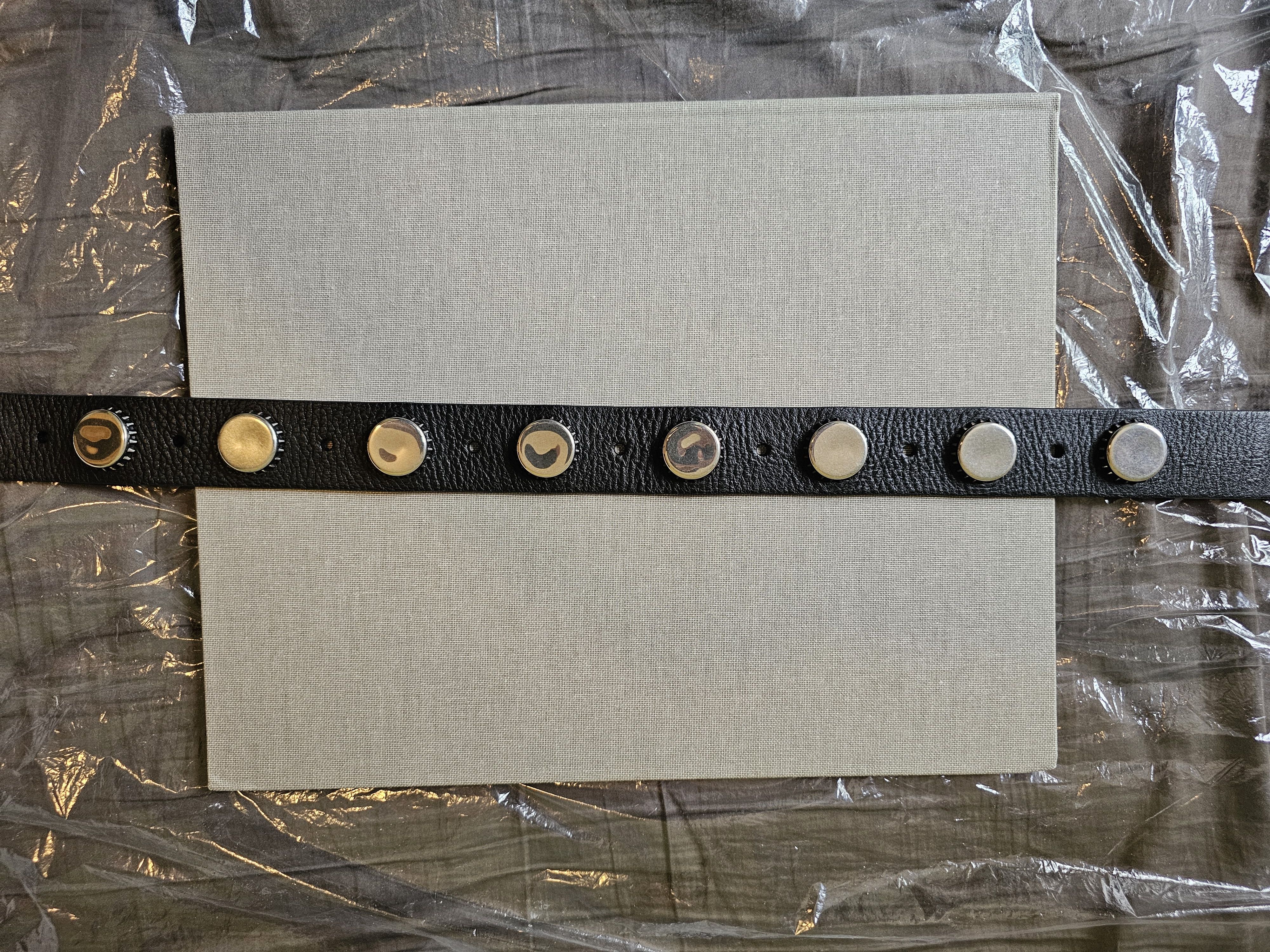 Balenciaga Balenciaga Bottle Caps Belt in Black size 90 Size 32 - 8 Thumbnail