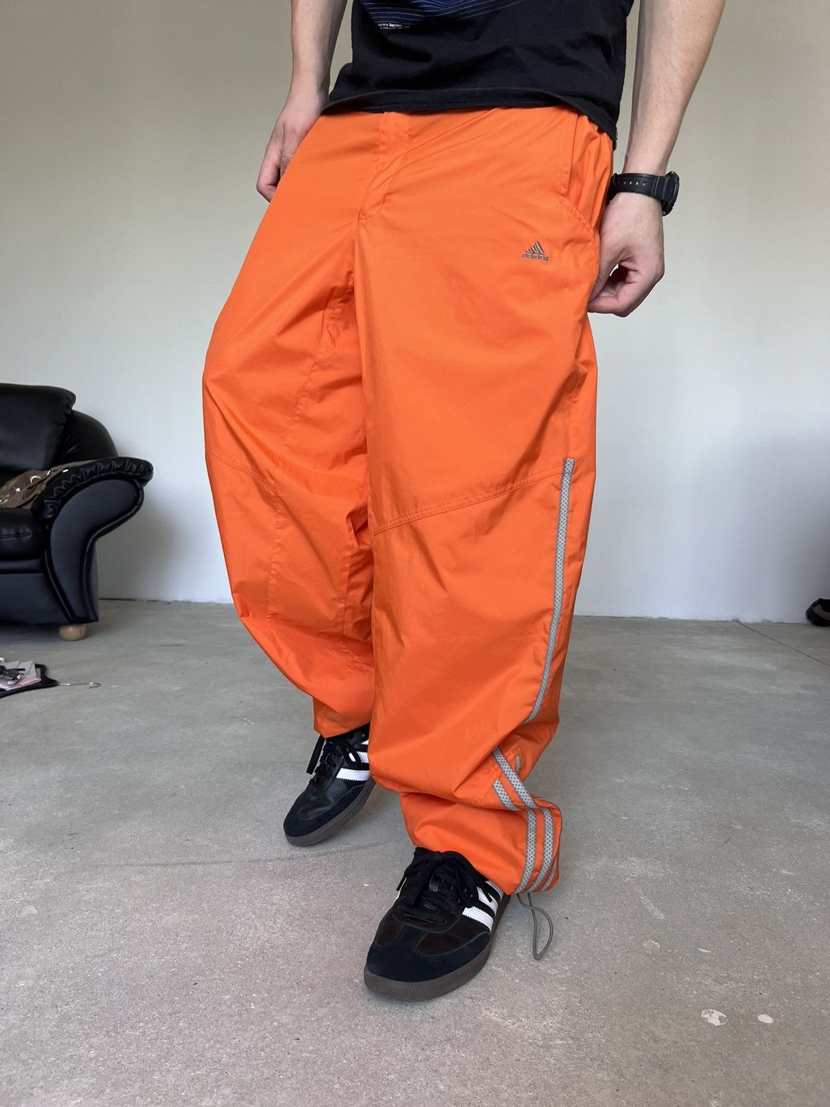 Adidas Vintage Adidas Orange Sweatpants Size US 32 / EU 48 - 1 Thumbnail