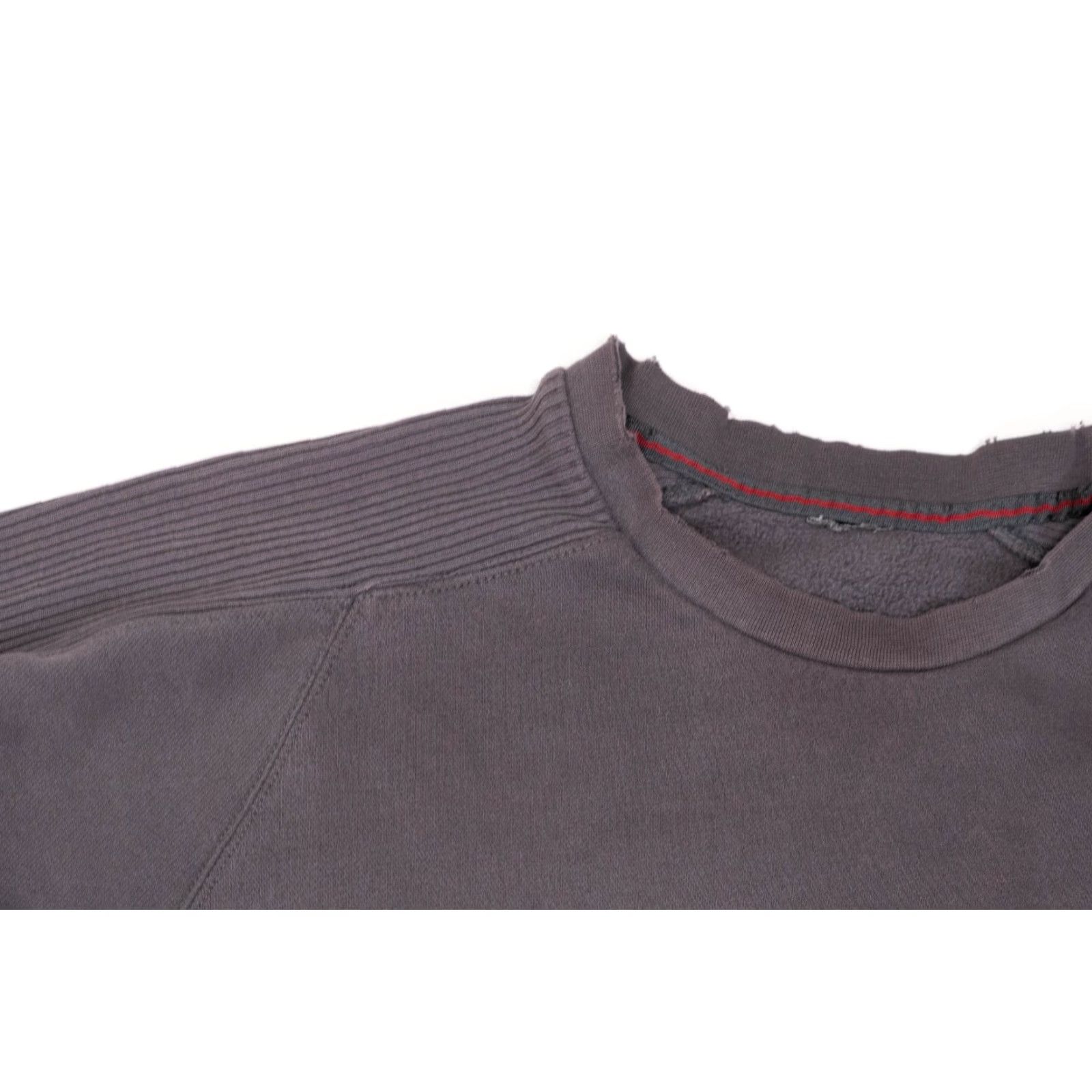 Nike VINTAGE Nike Center Swoosh Crewneck Sweatshirt Gray Ribbed Shoulder Size XL Travis Scott Distressed Size US XL / EU 56 / 4 - 7 Thumbnail