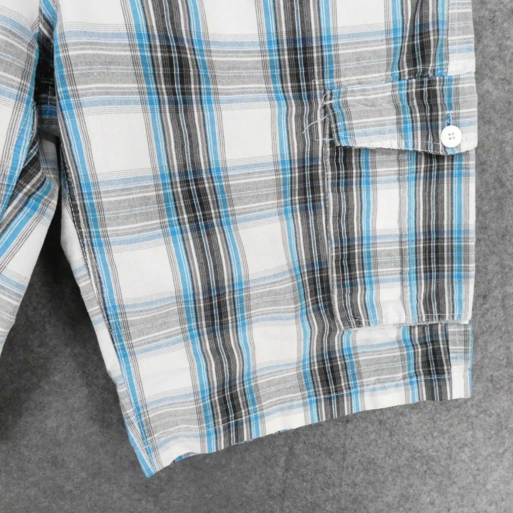 Southpole Southpole Shorts Mens 38 Cargo Flat Front Blue Black White Plaid Size US 38 / EU 54 - 4 Thumbnail