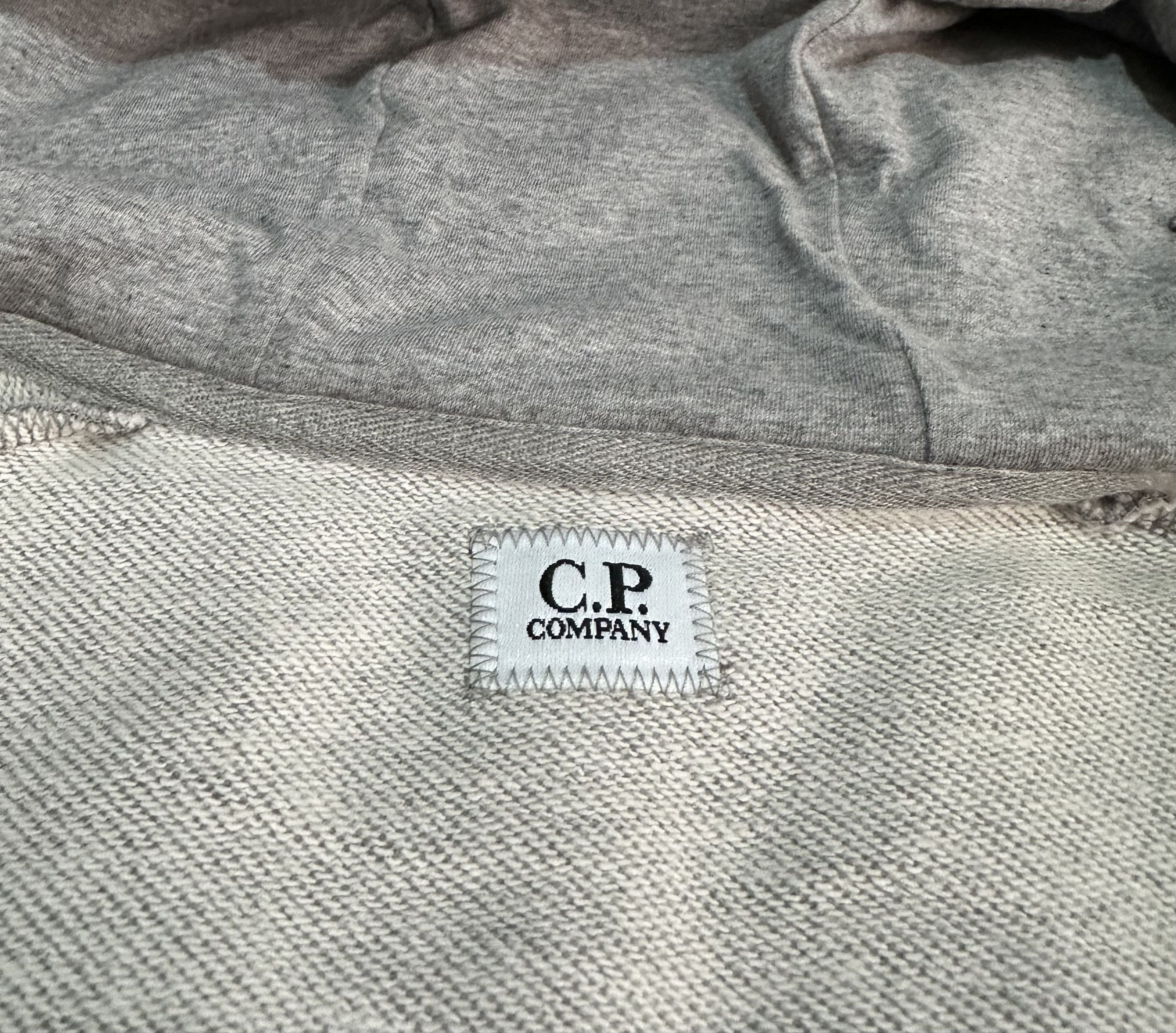 C.P. Company Diagonal Raised Fleece Goggle Zipped Hoodie Size US M / EU 48-50 / 2 - 11 Thumbnail