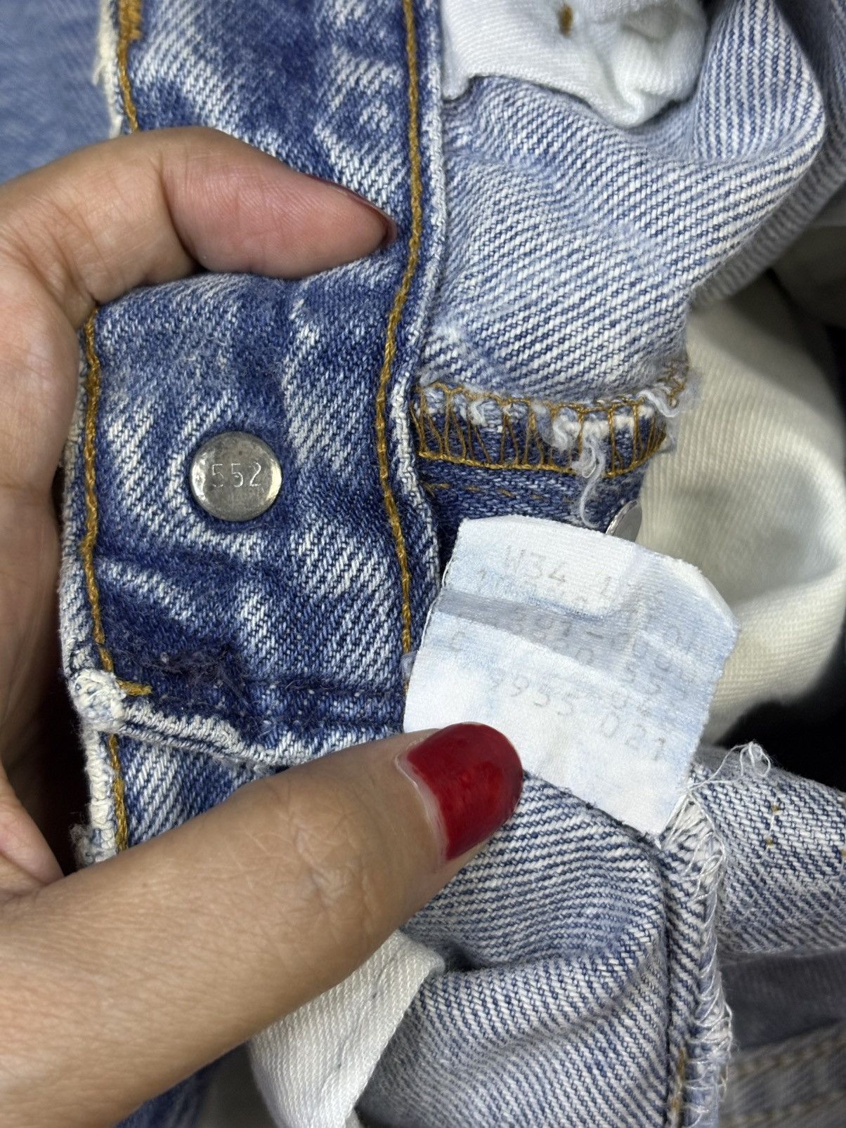 Levi's Vintage 80s Levis 501xx Blue Wash Distressed Jeans Size US 31 - 12 Thumbnail