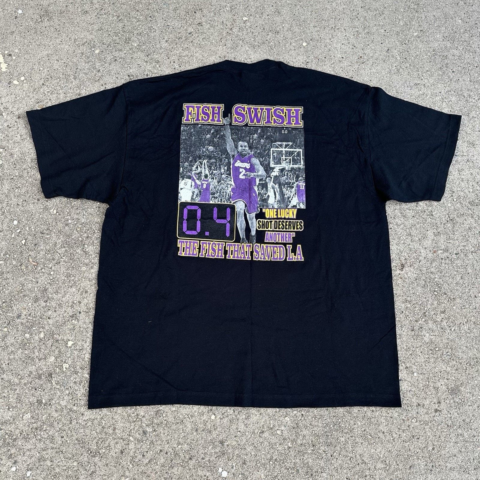 NBA × Vintage Vintage 2004 Los Angeles Lakers Derek Fisher Swish 0.4 Tee Size US XXL / EU 58 / 5 - 3 Thumbnail
