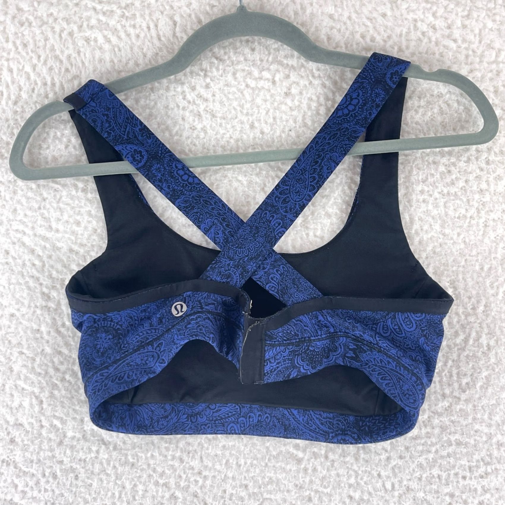 Lululemon Lululemon Blue Paisley Fast Time Sports Bra Womens Size 4-5 Yoga Gym Cross Training Activewear Sports Bra Size ONE SIZE - 7 Thumbnail