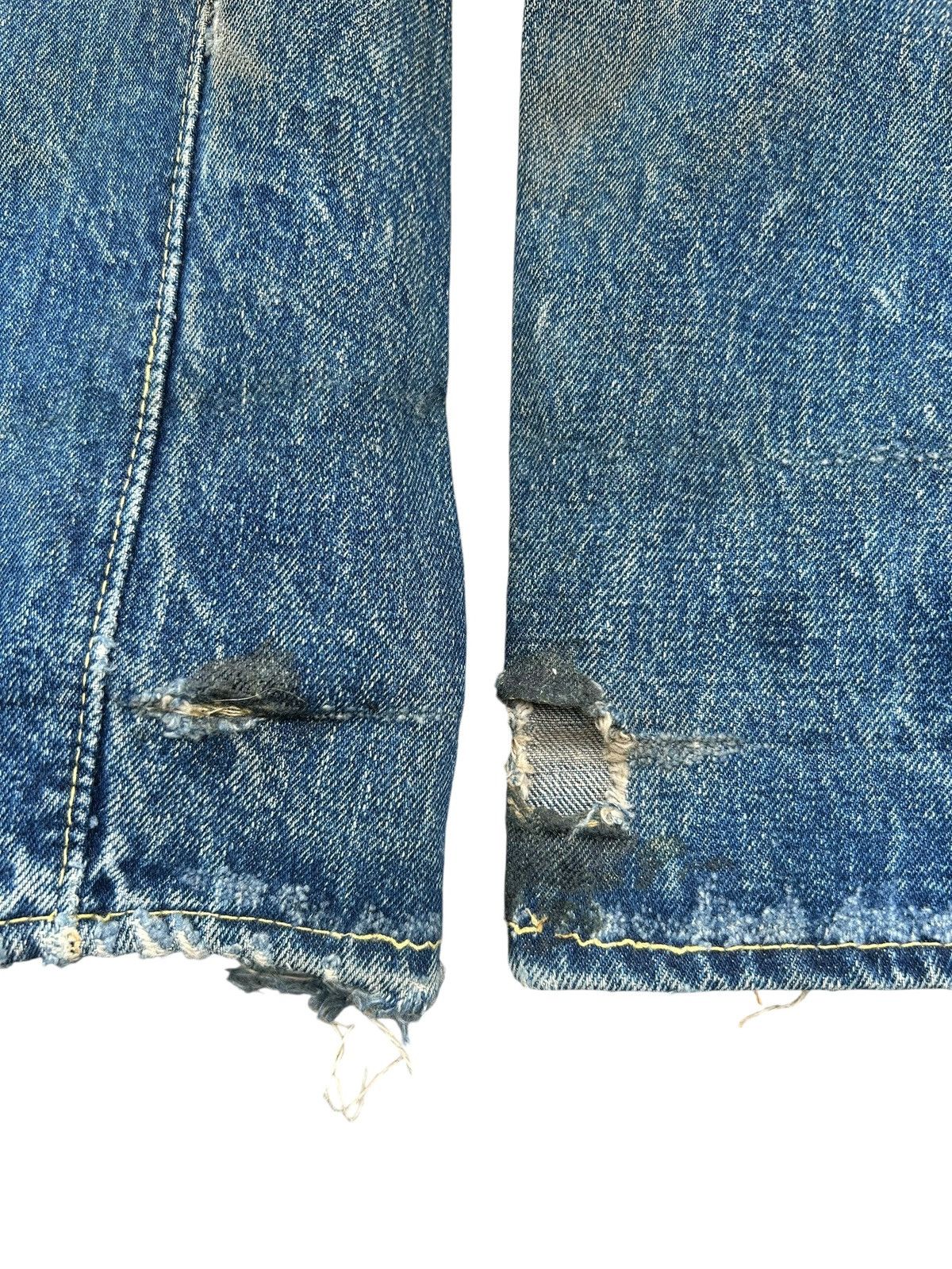 Levi's 50s Vintage Levis big E Hidden Rivet Thrashed Denim Jeans Size US 35 - 12 Thumbnail