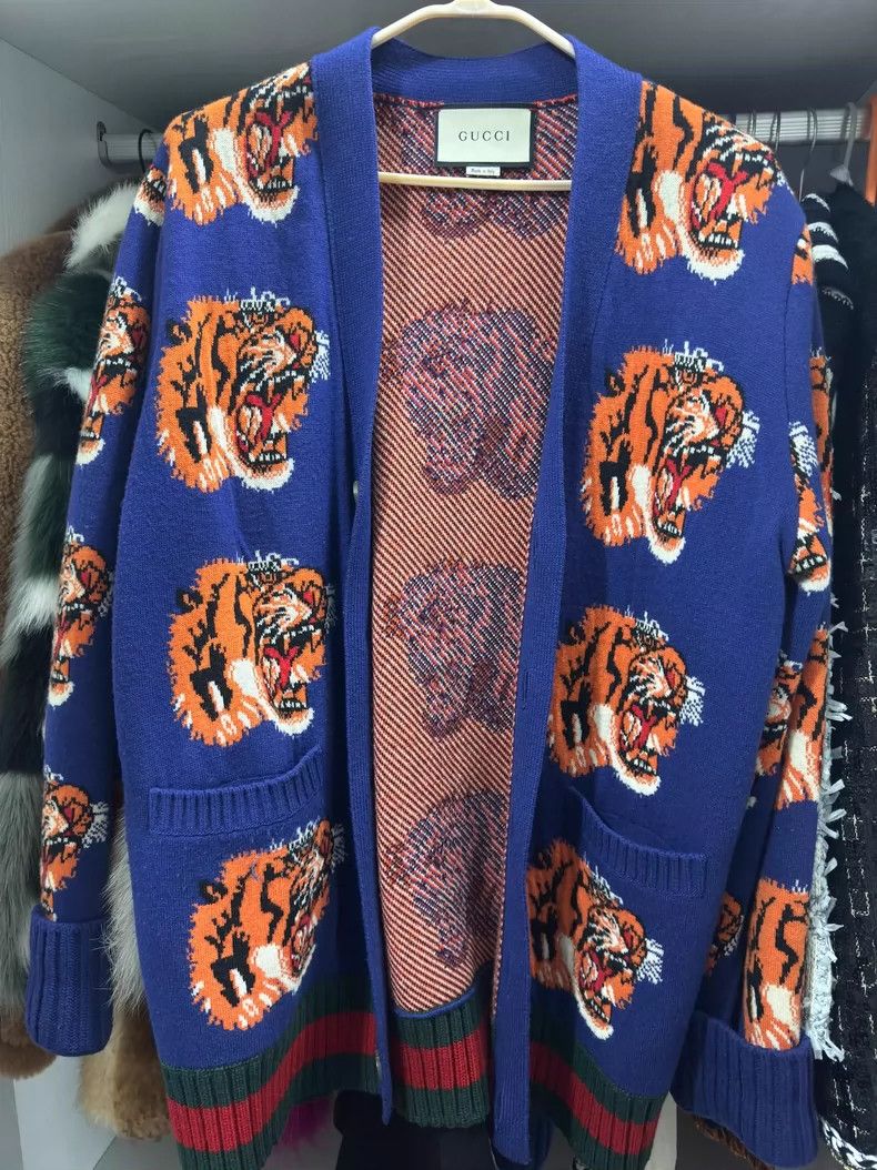 Gucci Tiger Head Wool Cardigan -dmc